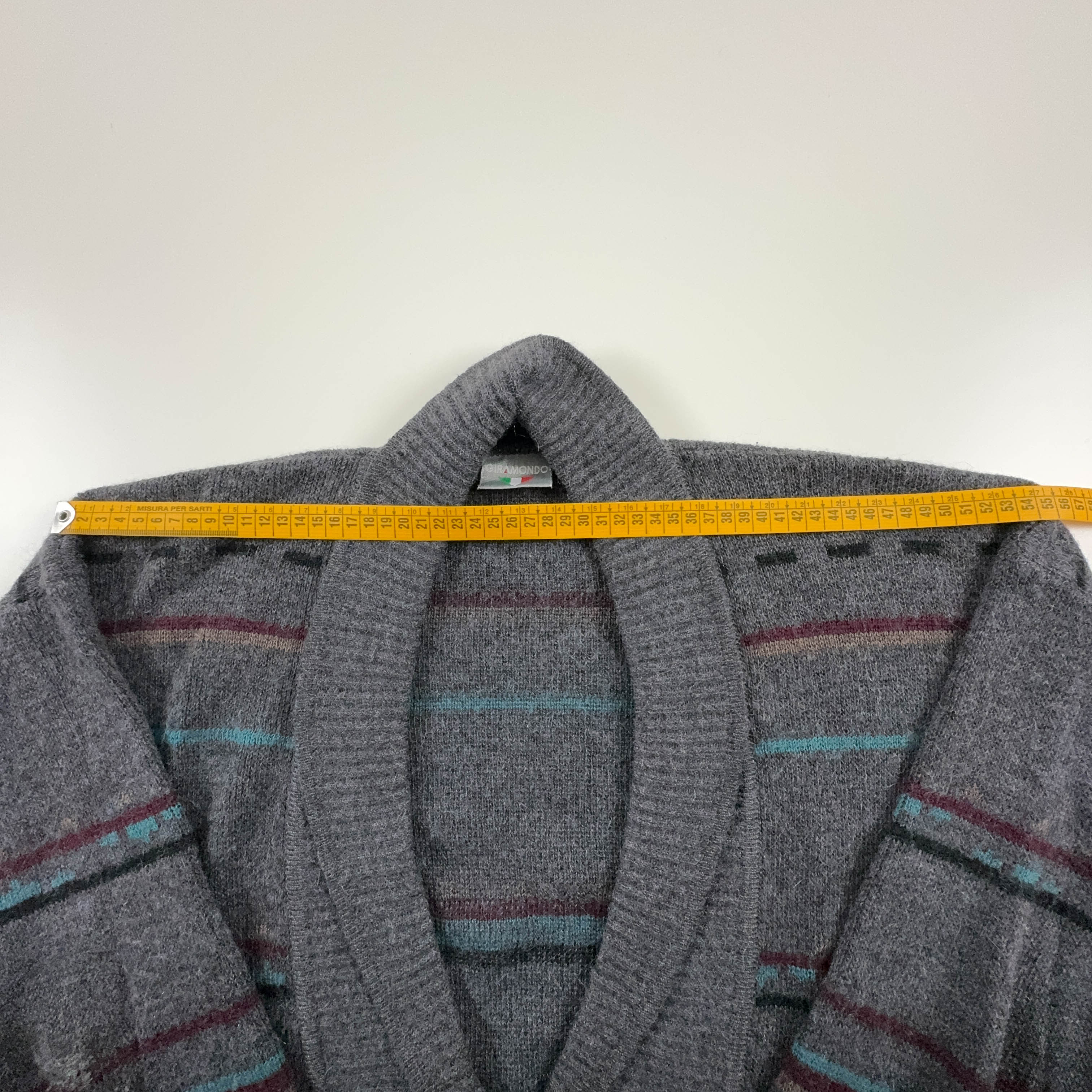 Vintage Grey Patterned Cardigan 50% Wool and Alpaca with Buttons - Size 52 Men