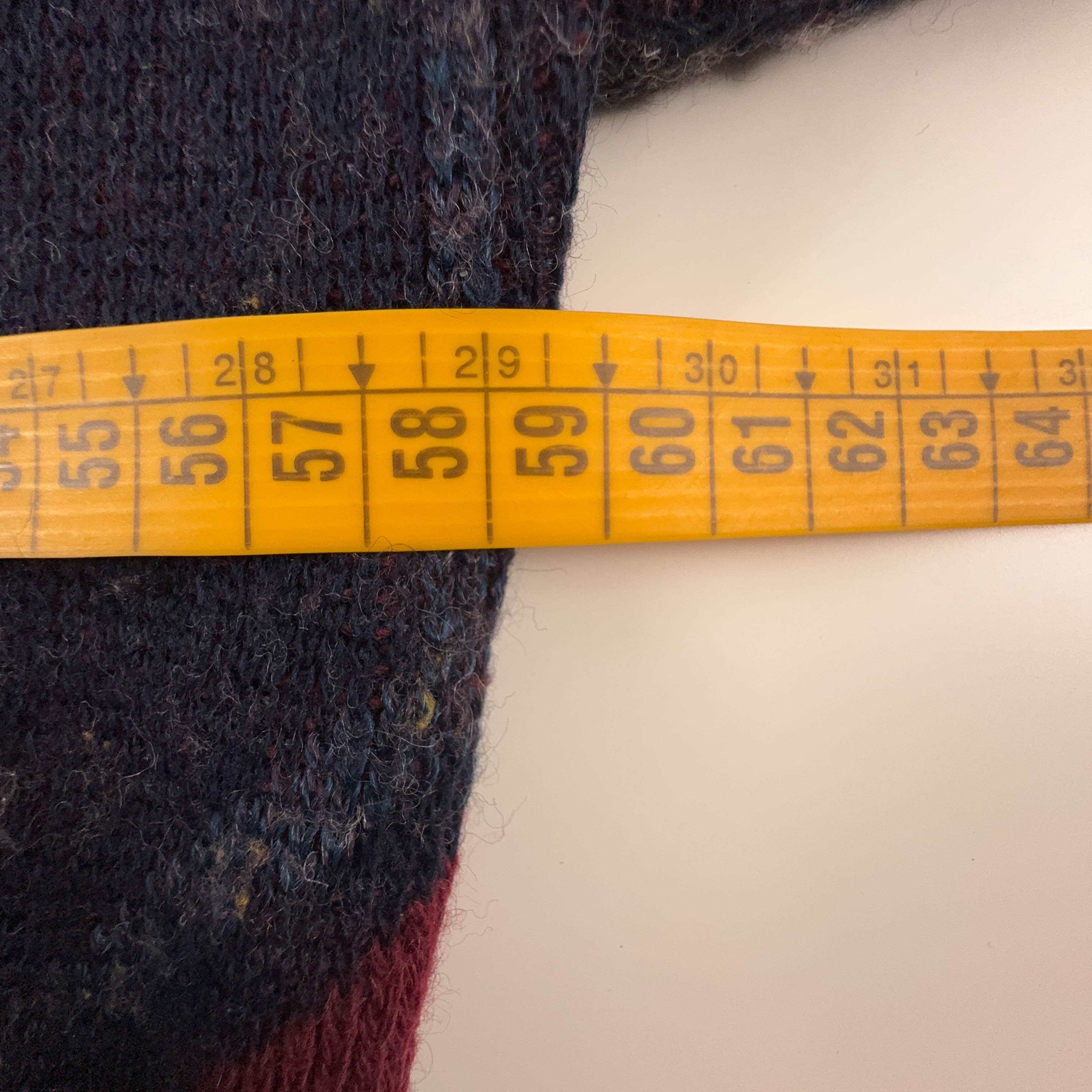 Maglione Vintage blu scuro scollo a V geometrico 20% lana anni 80 90 - Taglia L/XL uomo