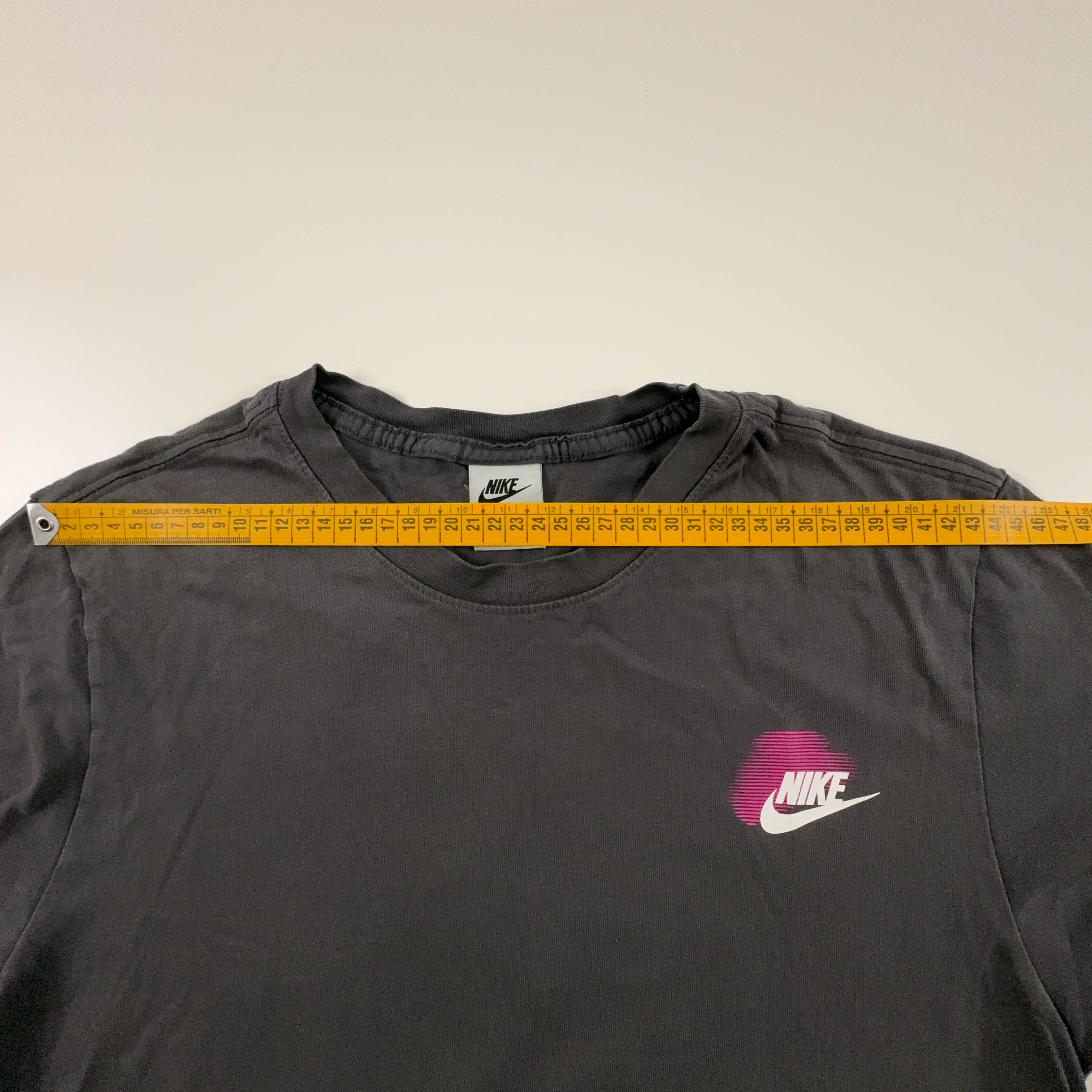 Nike Grey Crew Neck Cotton T-Shirt - Men's Size M/L