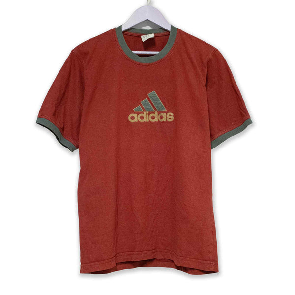 Adidas Vintage T shirt - Size M/L