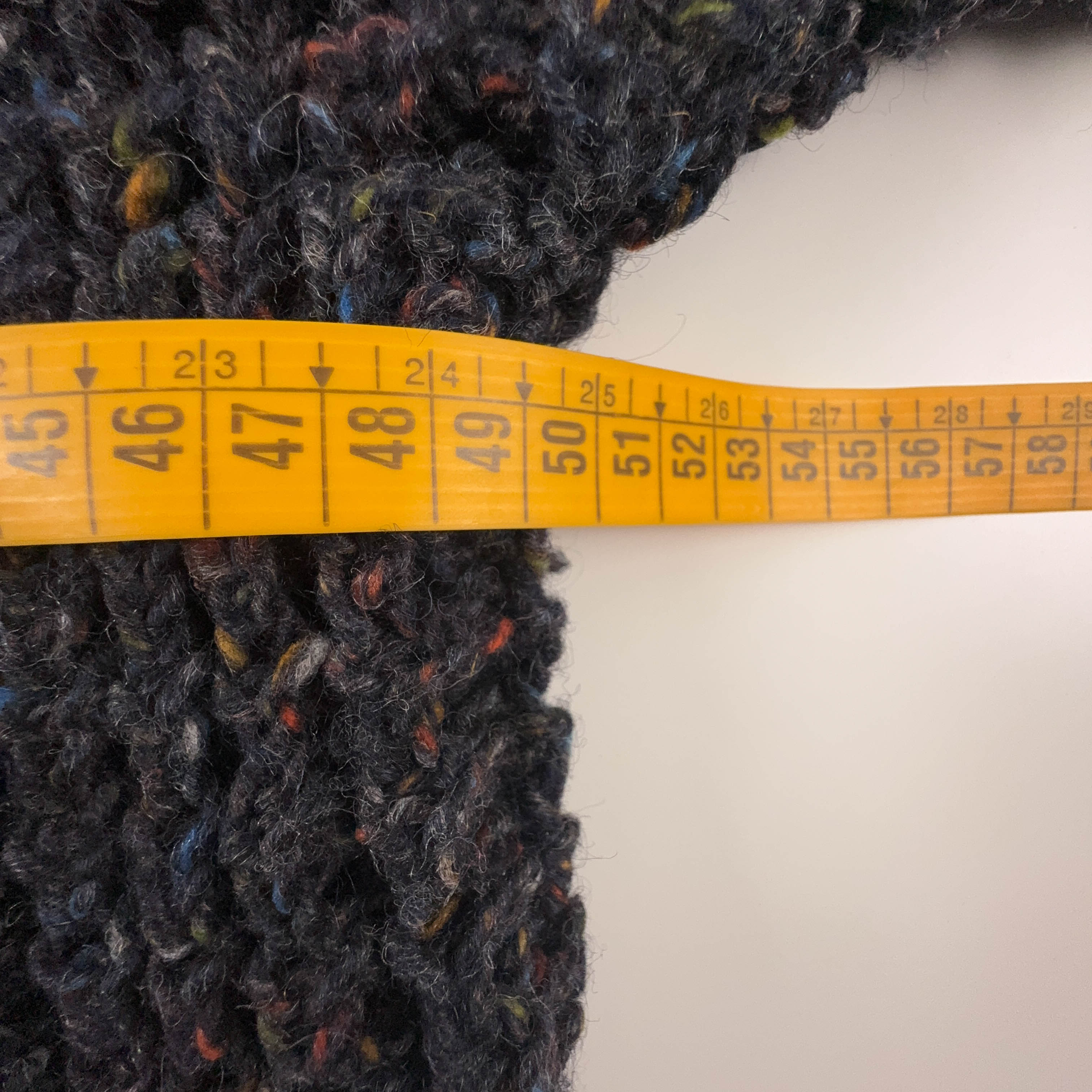 Maglione Vintage grigio scuro a girocollo 100% lana anni 80 90 - Taglia M/L uomo