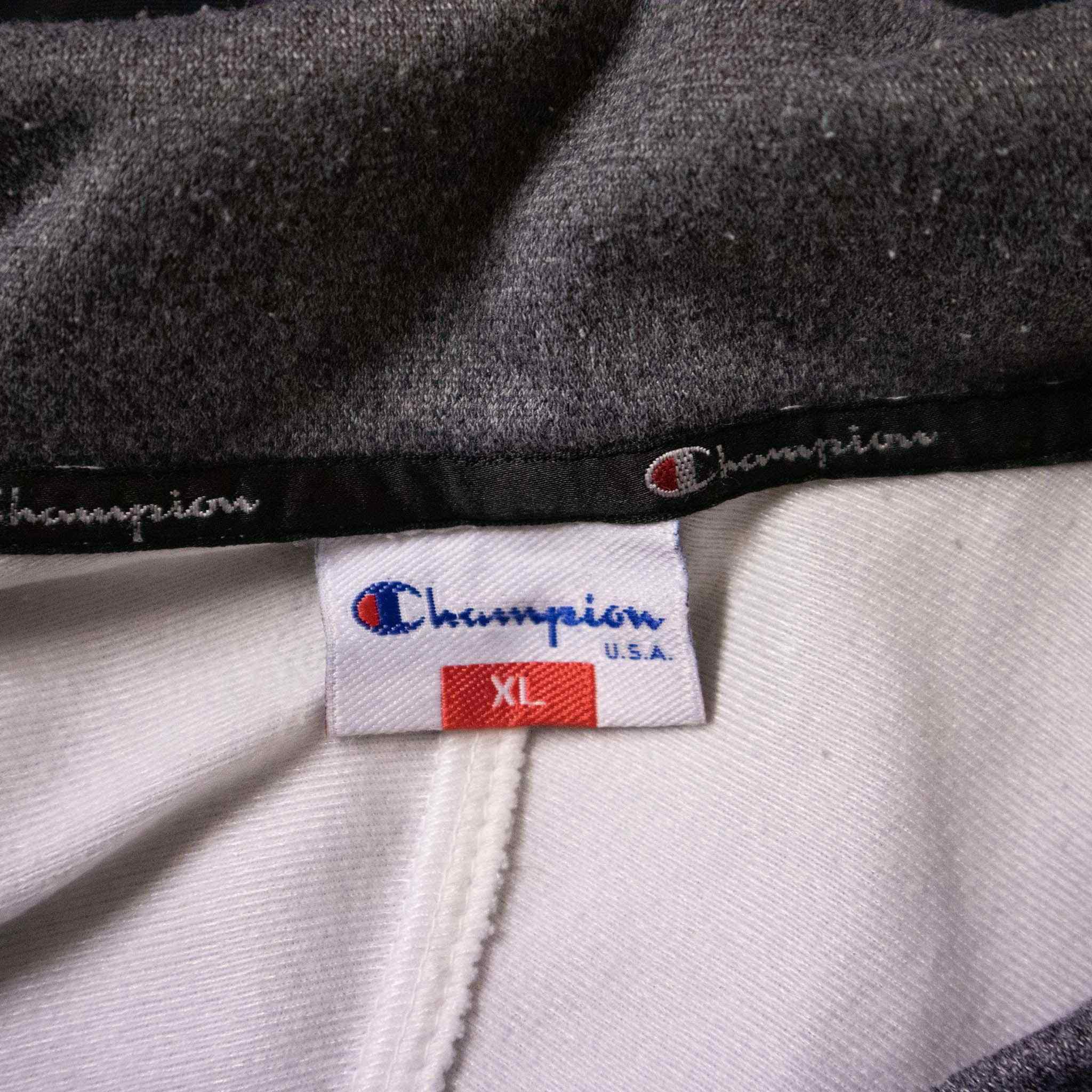 Champion Vintage sweatshirt - Size XL