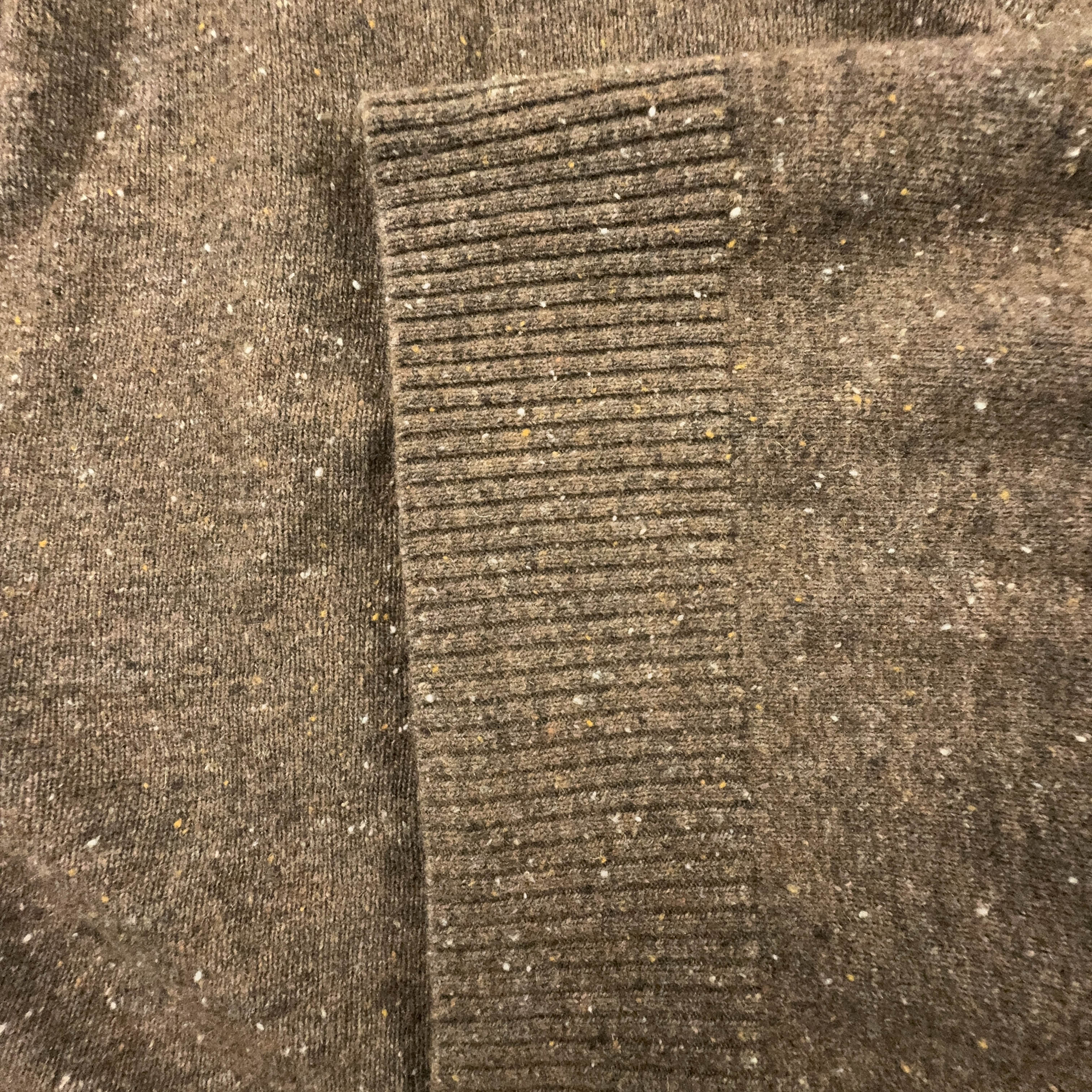 Tommy Hilfiger Brown 80% Lambswool V-Neck Sweater - Size XXL Men