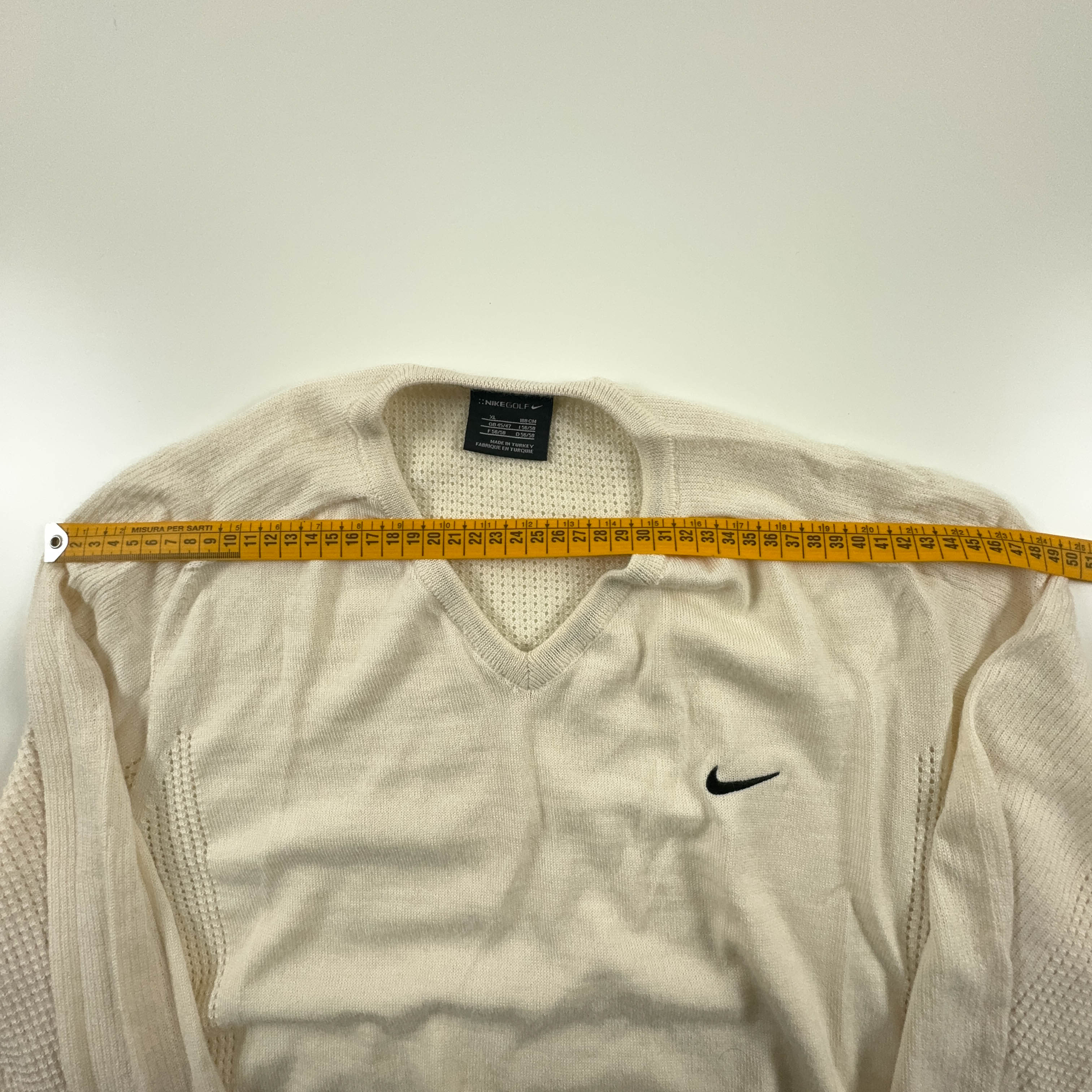 Nike Golf Vintage Lightweight V-Neck Sweater in Cream - Men's Size XL