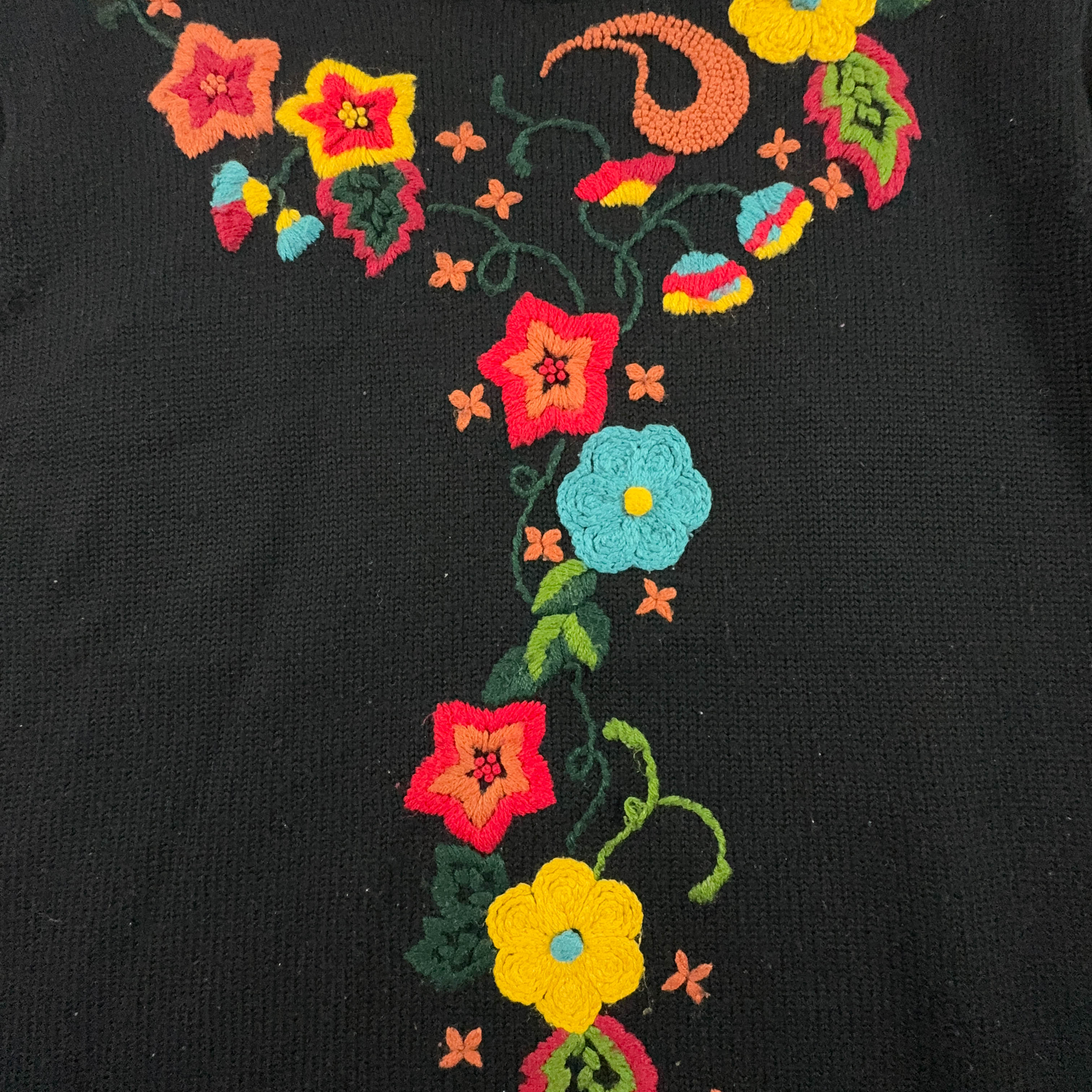 Vintage 50% wool black sweater with floral embroidery and crew neck - Size EU 42 women