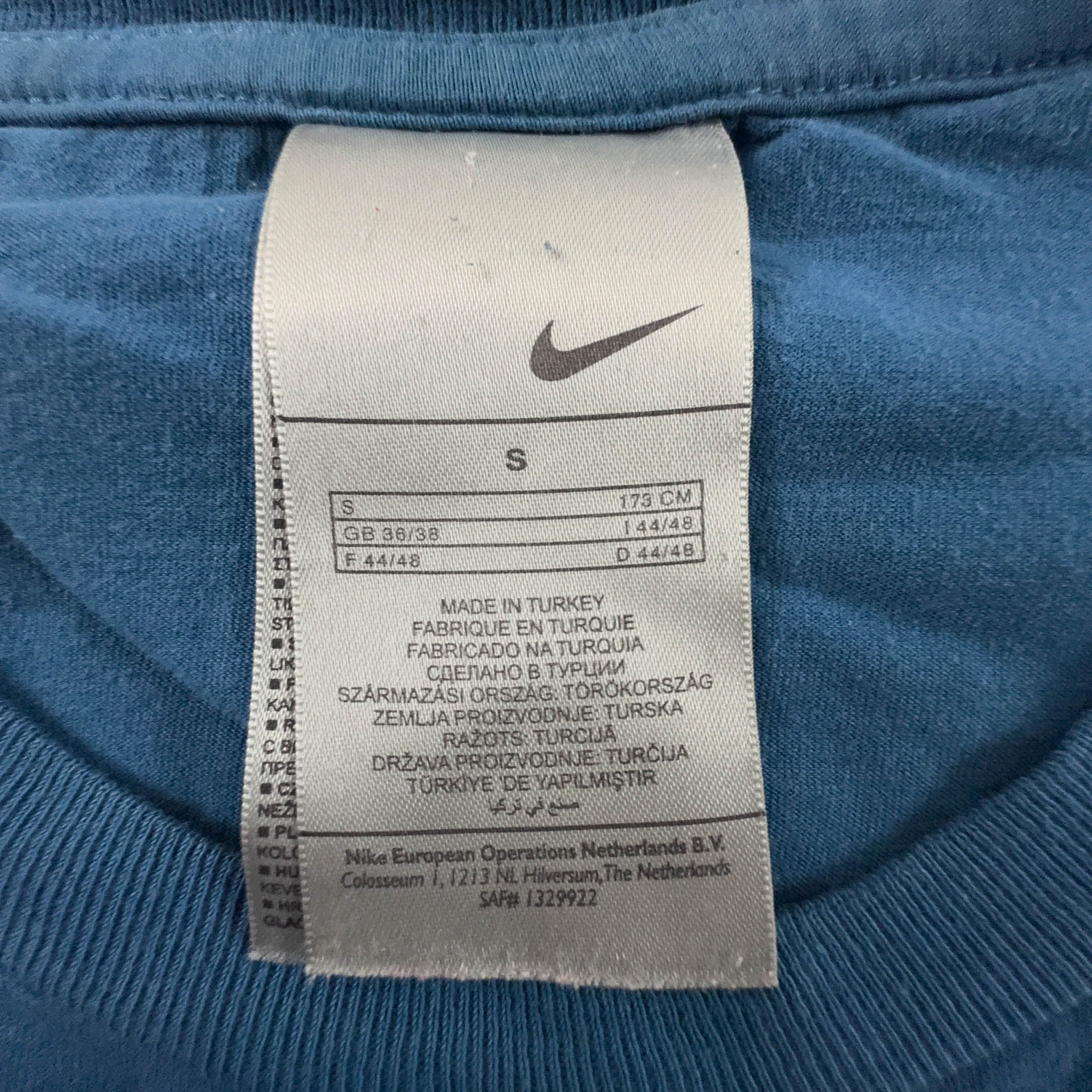 Nike Vintage Blue T-Shirt with 00s Print - Size 170 M Men's
