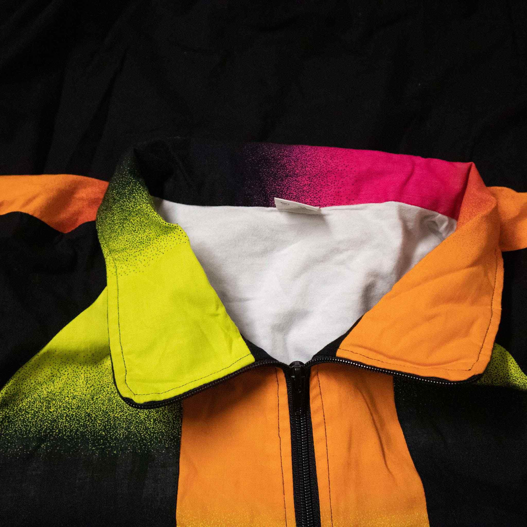 Vintage Windbreaker - Size XL