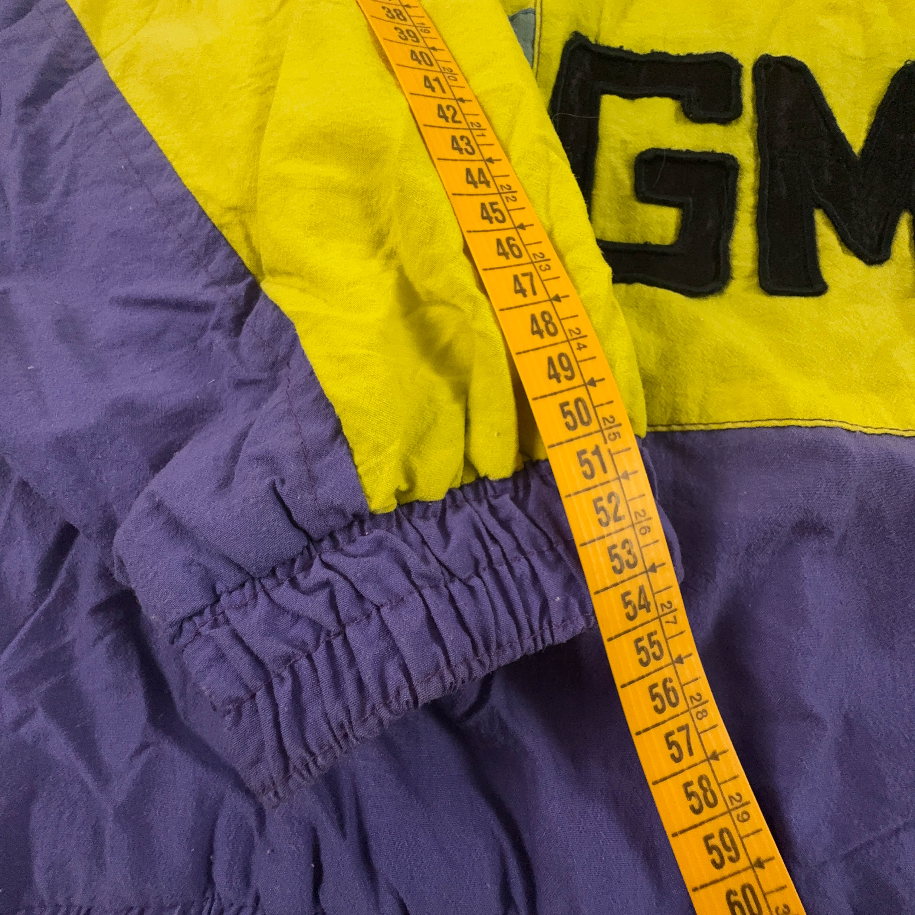 Giacca a vento Vintage gialla e viola con ricamo quarter zip anni 80 90 - Taglia 48 5 uomo