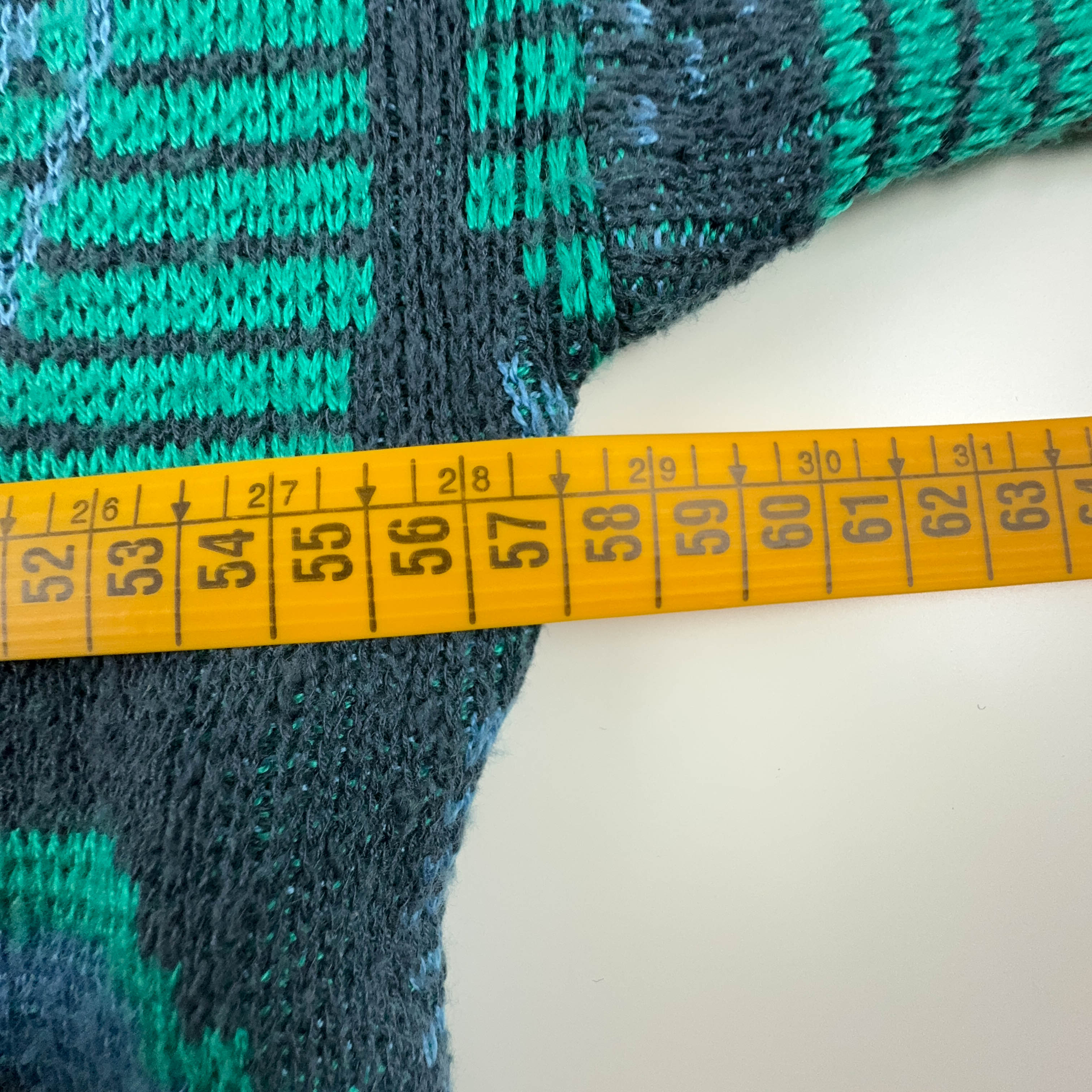 Vintage 30% cotton blue and green geometric pattern crew neck sweater - Size L men