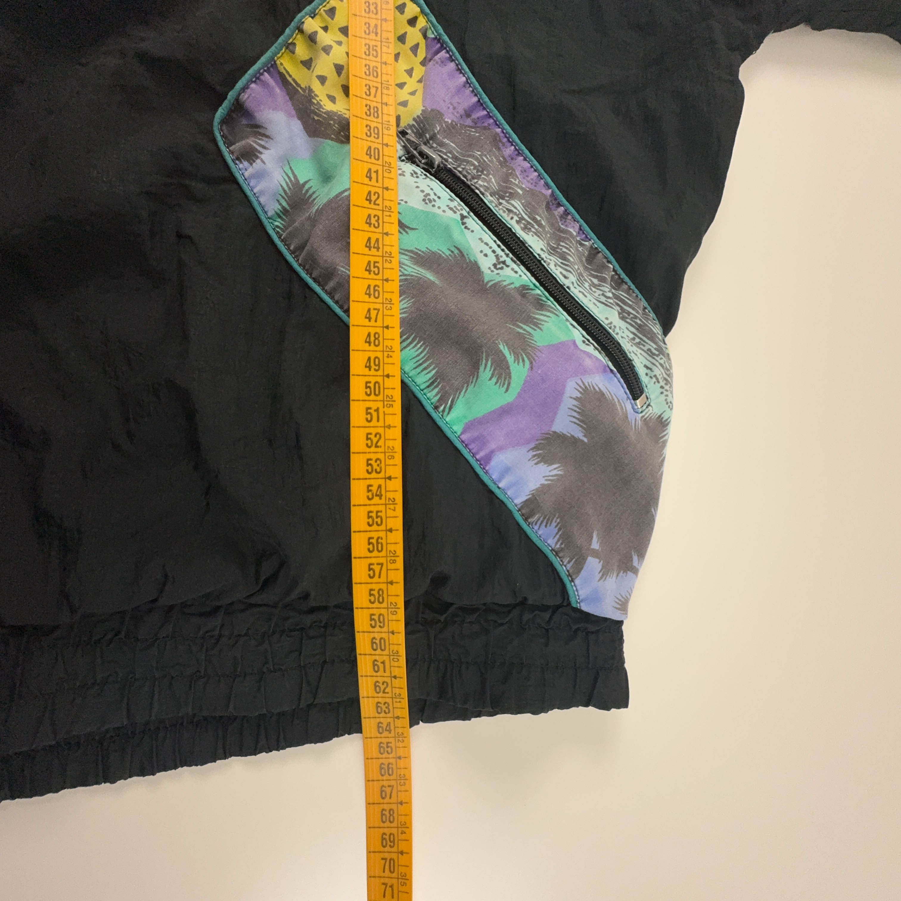 Giacca a vento Vintage nera e viola a fantasia quarter zip anni 80 90 - Taglia M uomo
