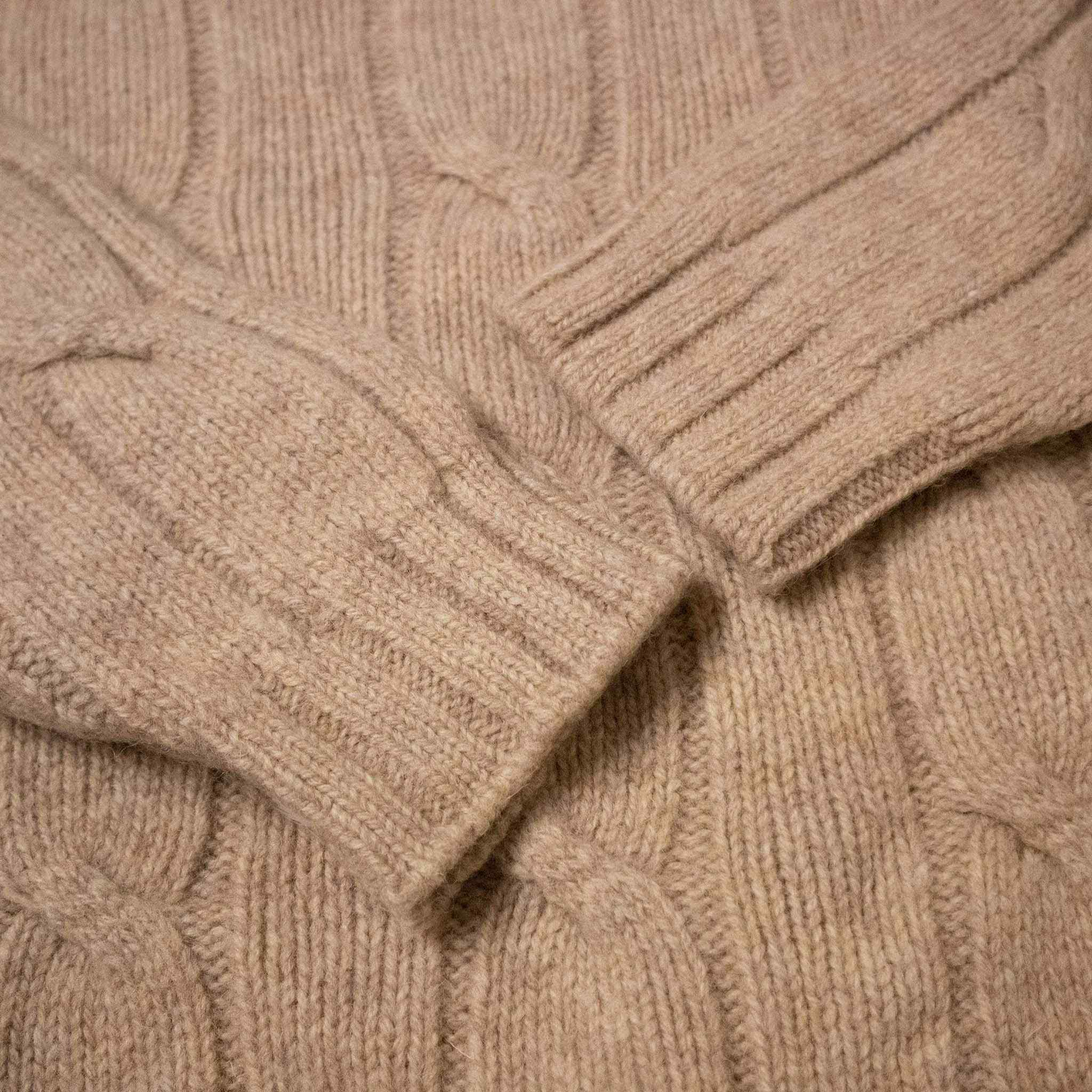 Vintage 100% wool sweater - Size L