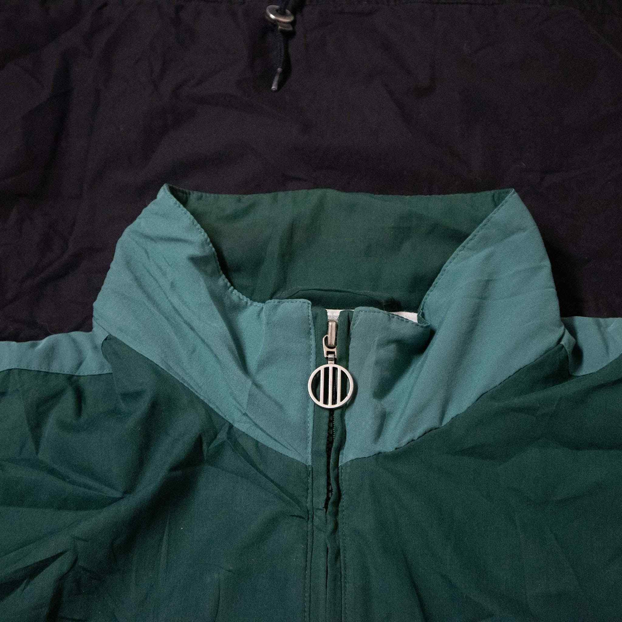 Giacca a vento Adidas Vintage nera e verde con zip e fantasia anni 90 - Taglia D9 F198 uomo