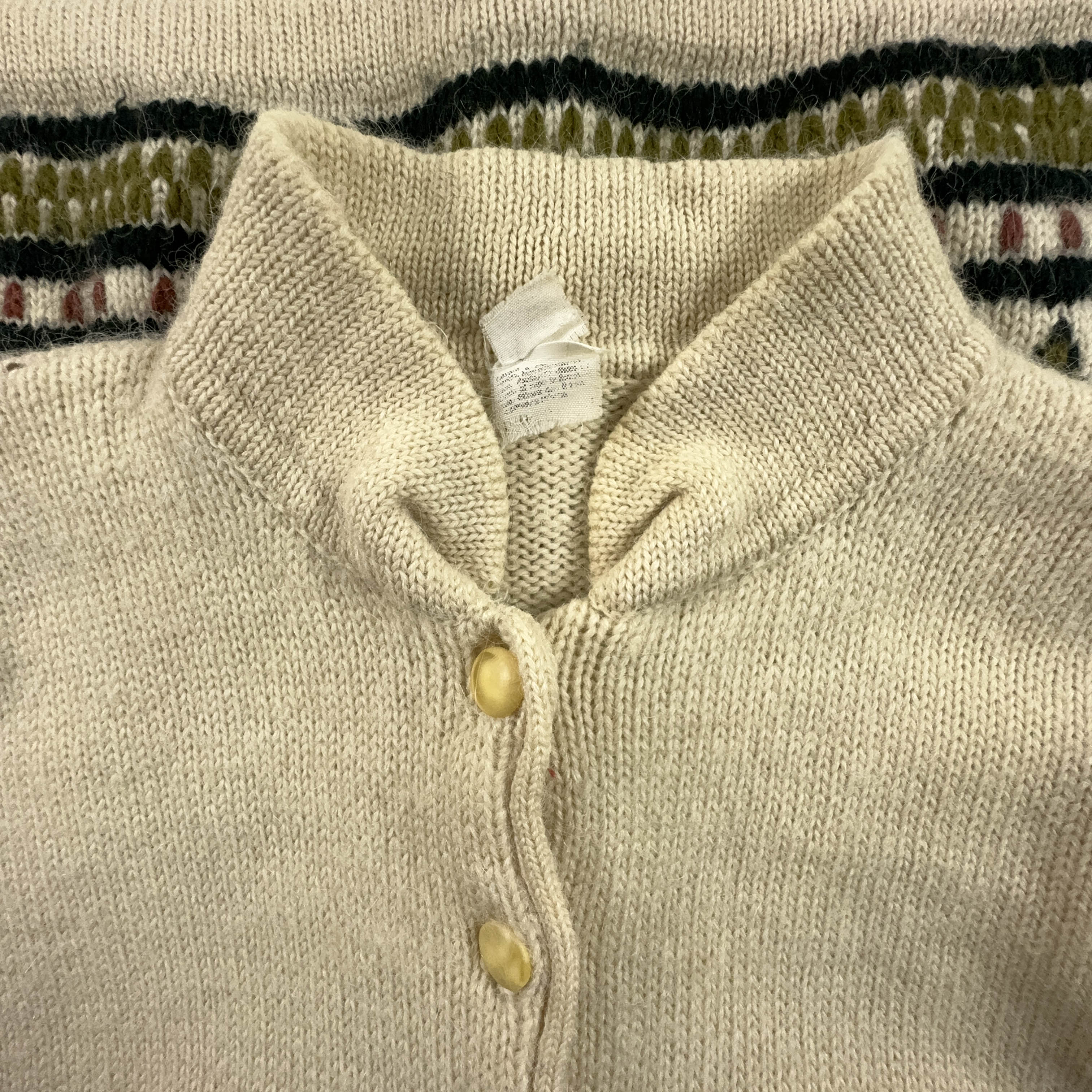 Vintage 100% wool beige patterned sweater with wide sleeves and buttons - Size XXL women