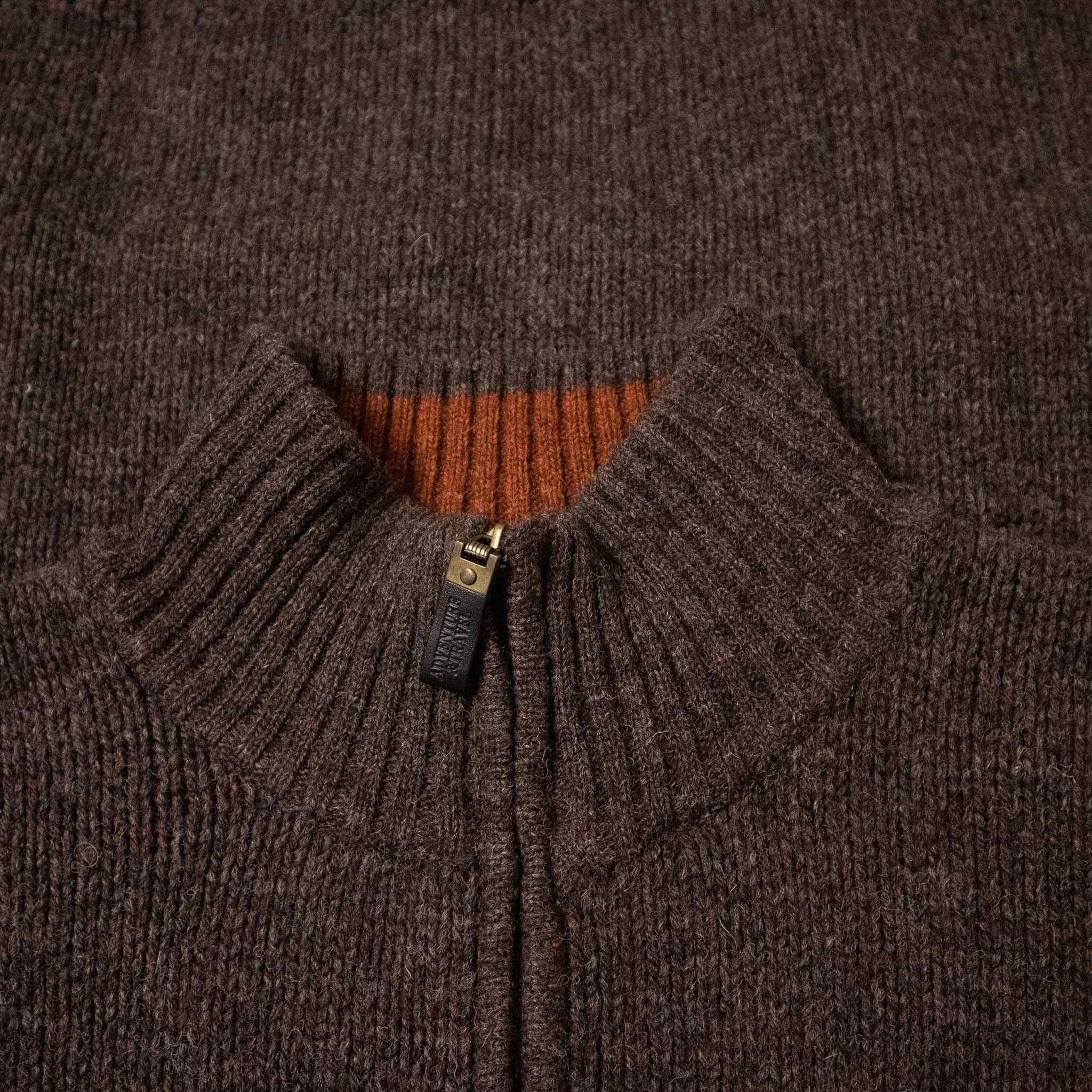 Vintage 100% wool sweater - Size XL