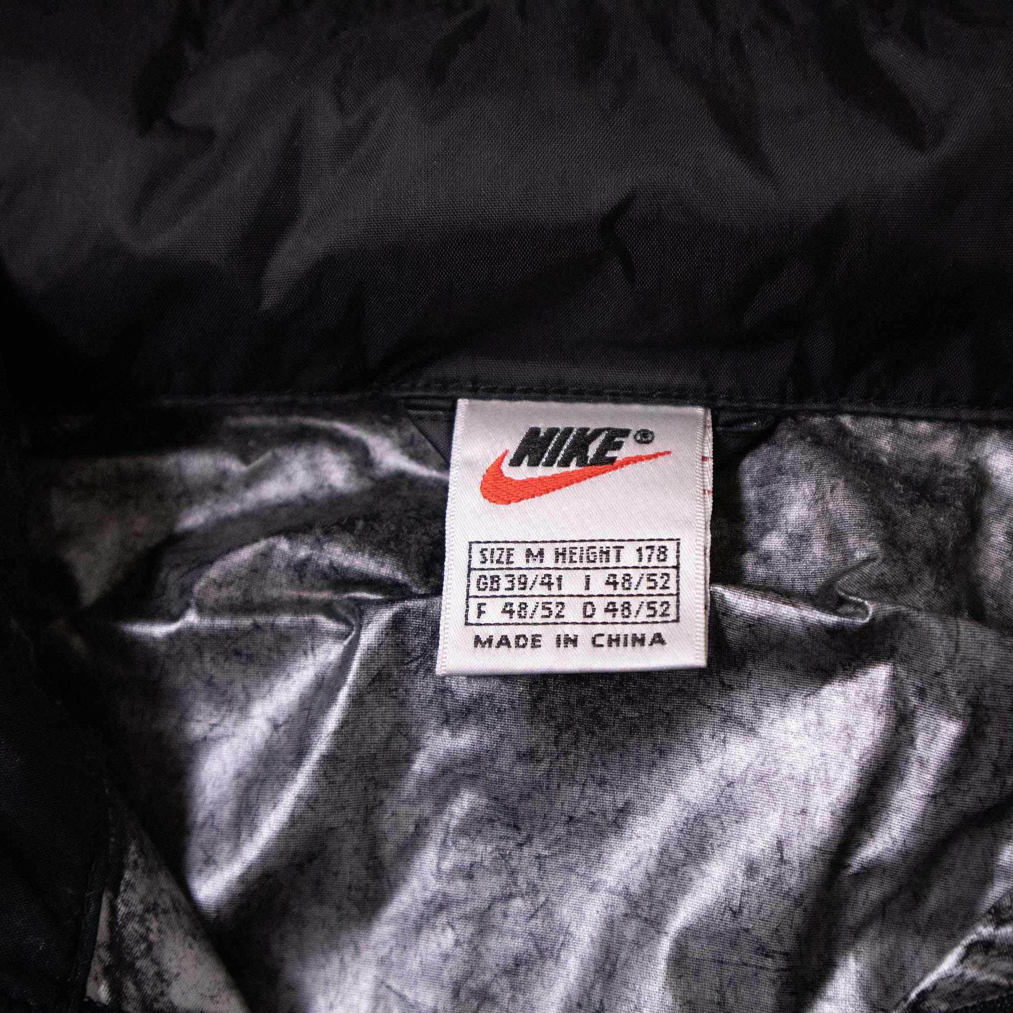 Nike Vintage Waterproof Windbreaker - Size L