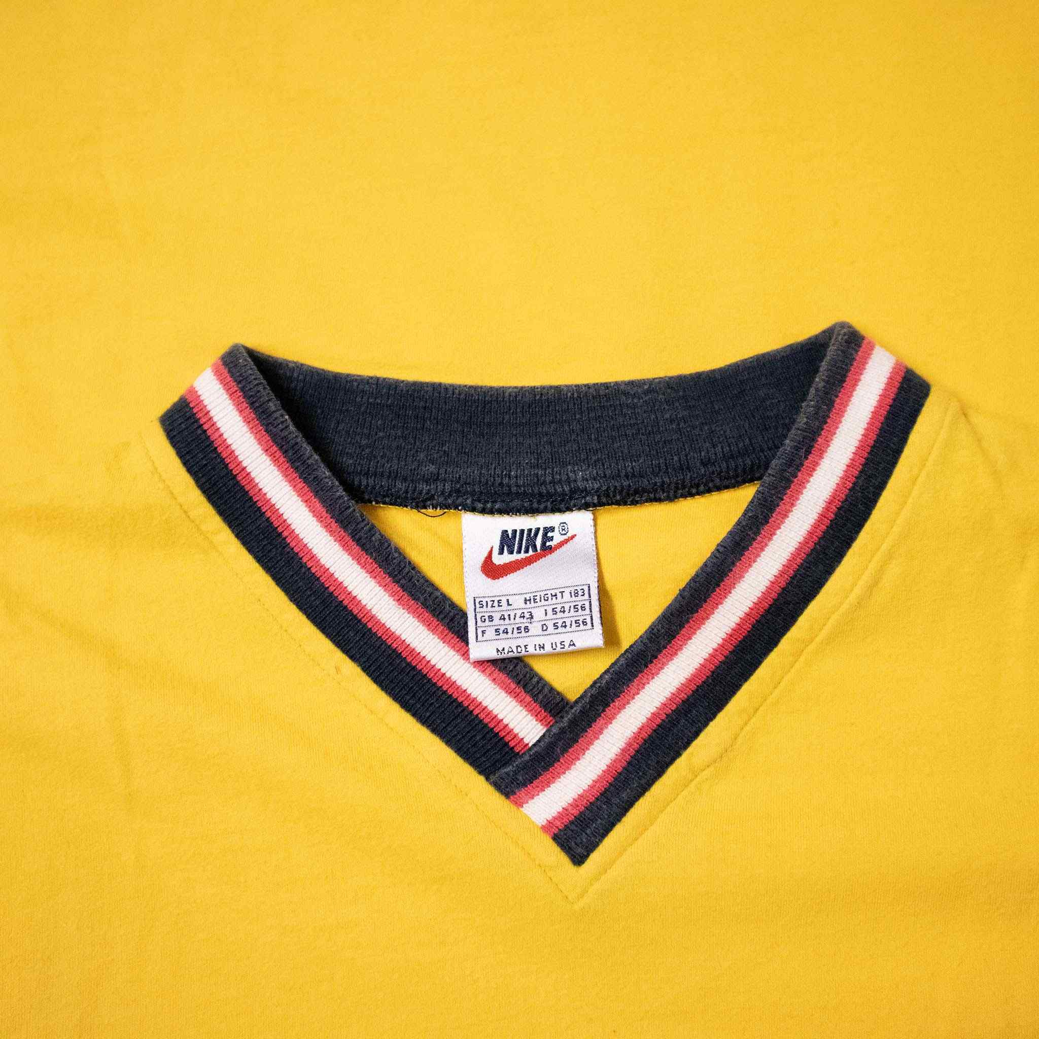 Nike Vintage T-Shirt - Size L