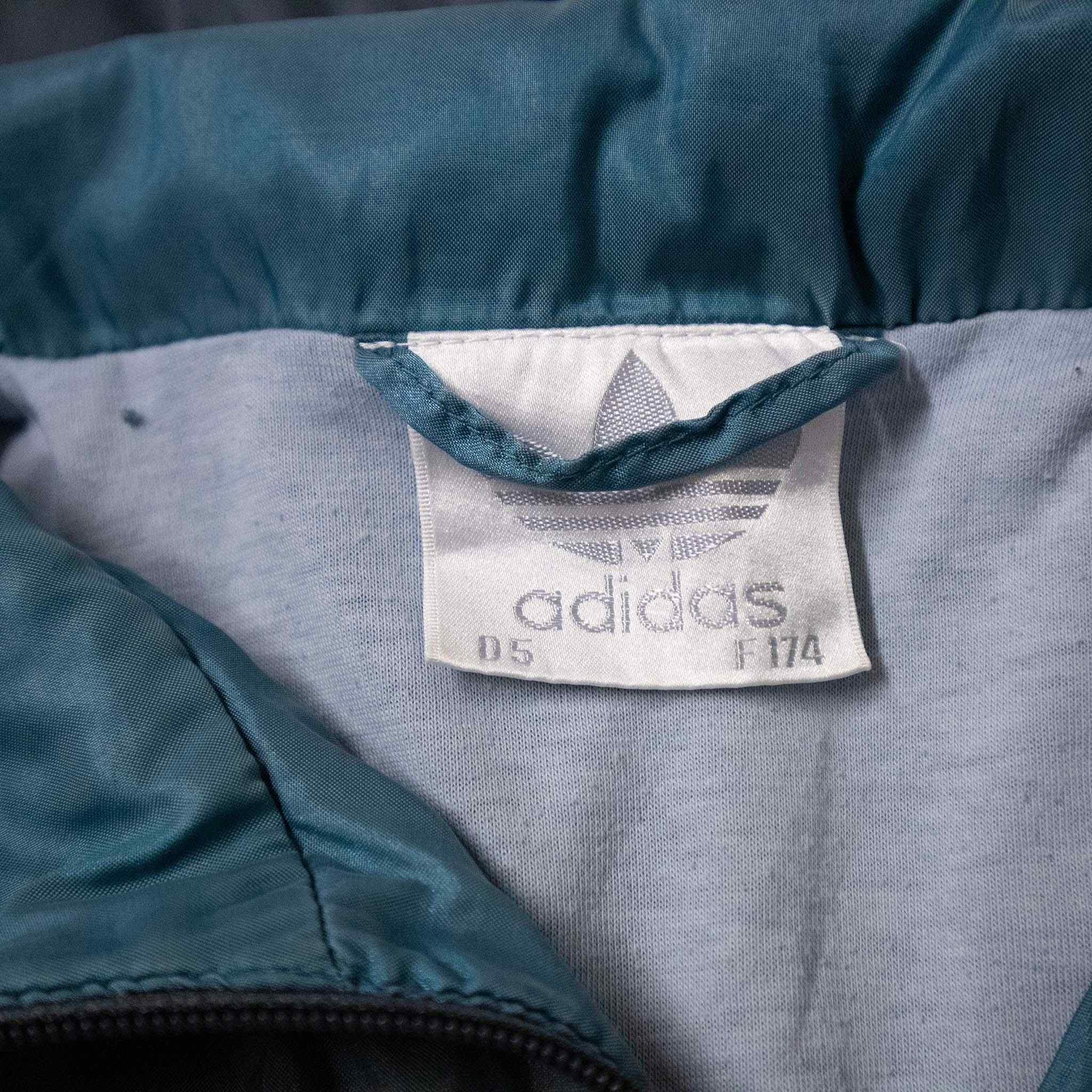 Adidas Vintage windbreaker - Size M