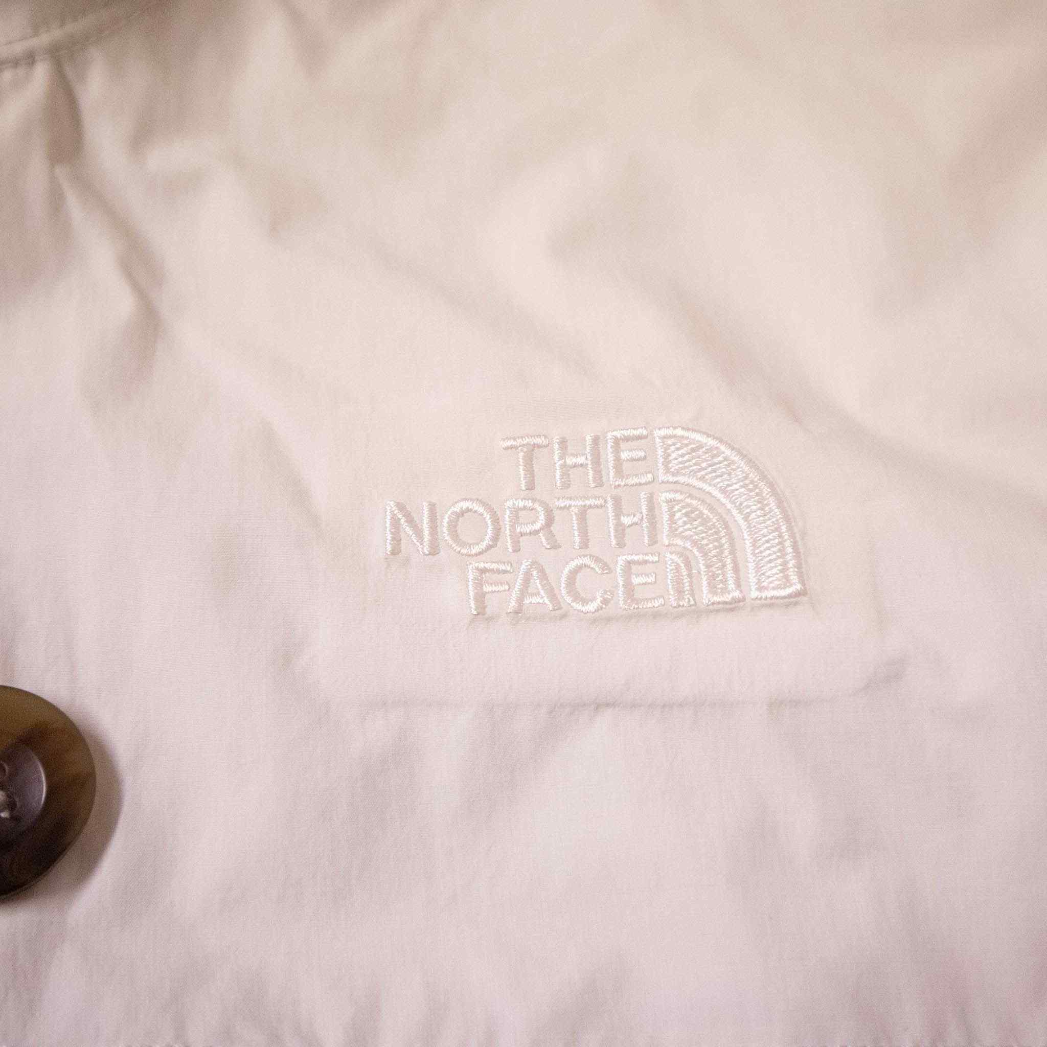 The North Face windbreaker - Size L