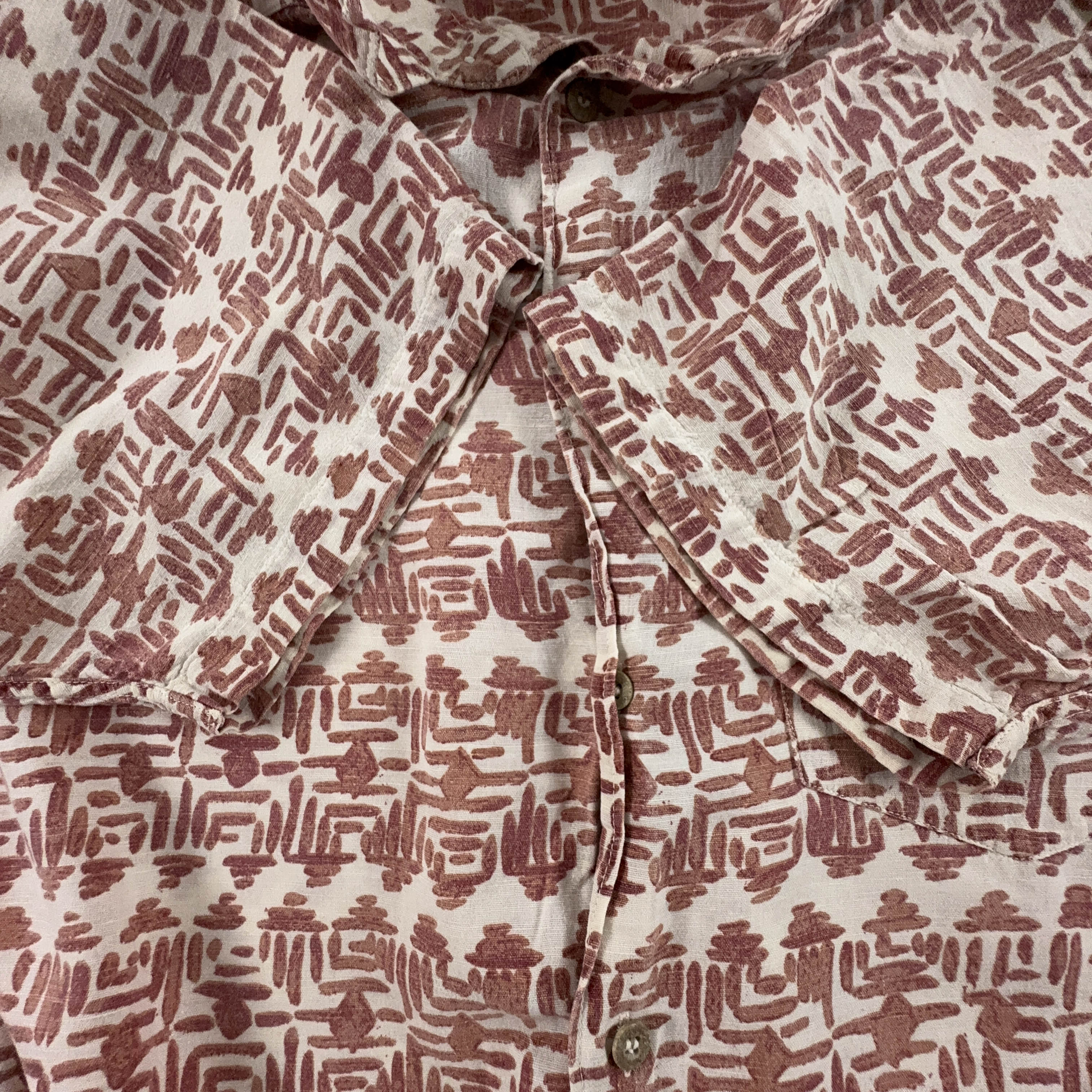 Cream and red abstract patterned vintage shirt - Men's size M/L