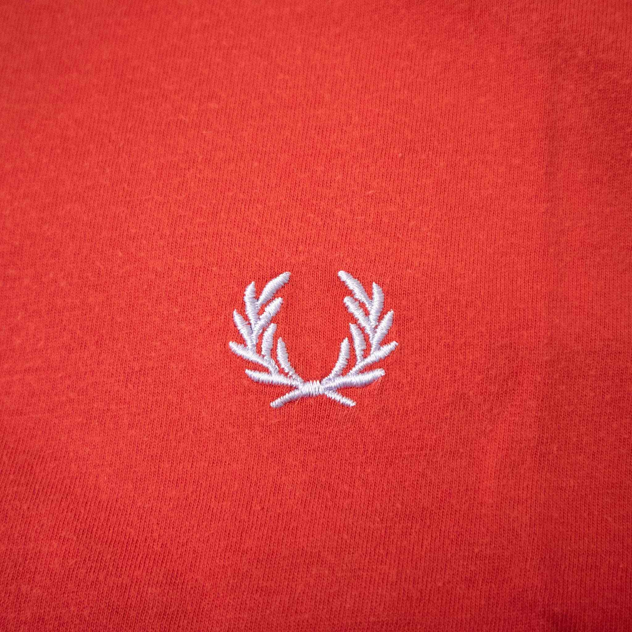 Fred Perry T shirt - Size M