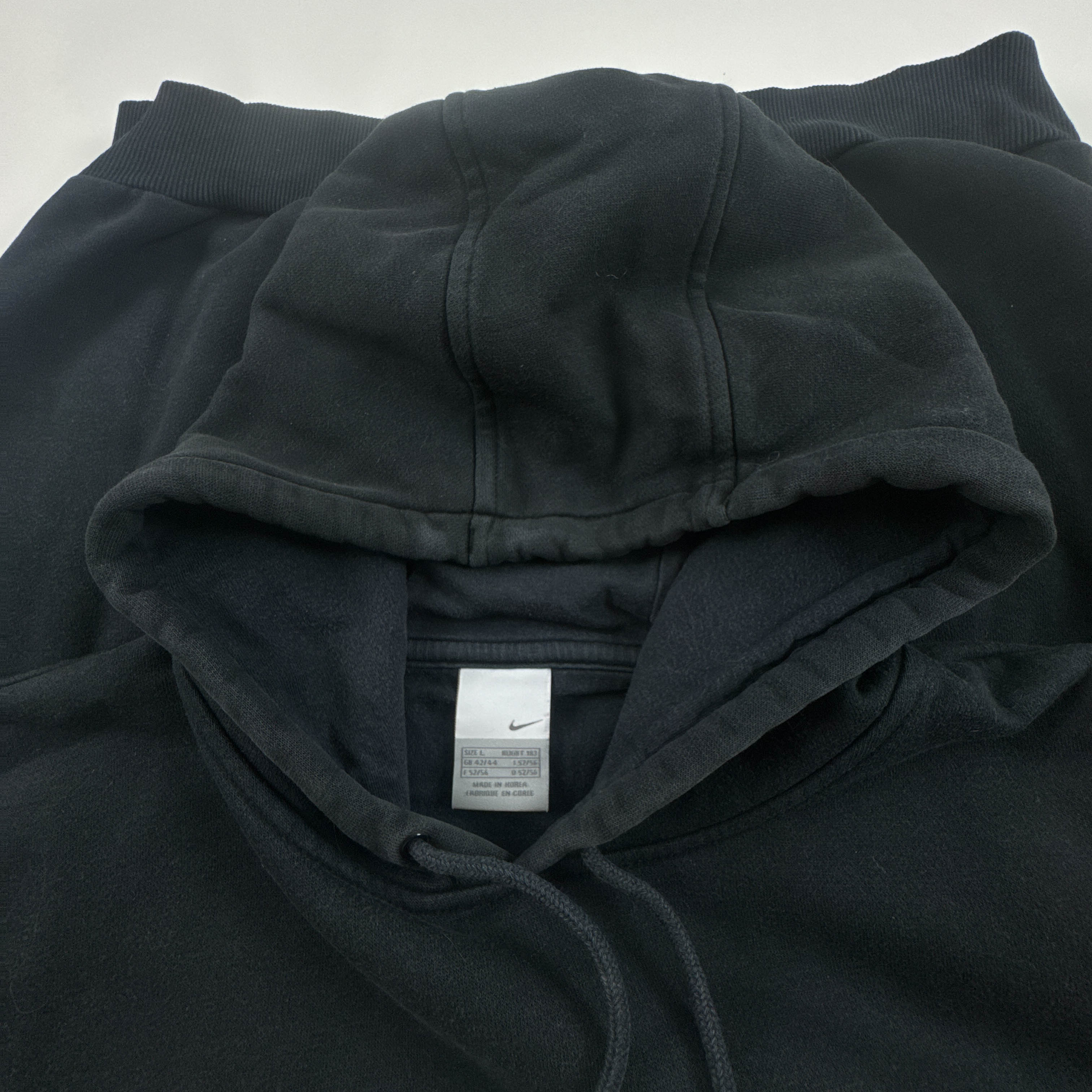 Felpa Nike Vintage nera con stampa frontale e cappuccio anni 90 00 - Taglia M/L uomo