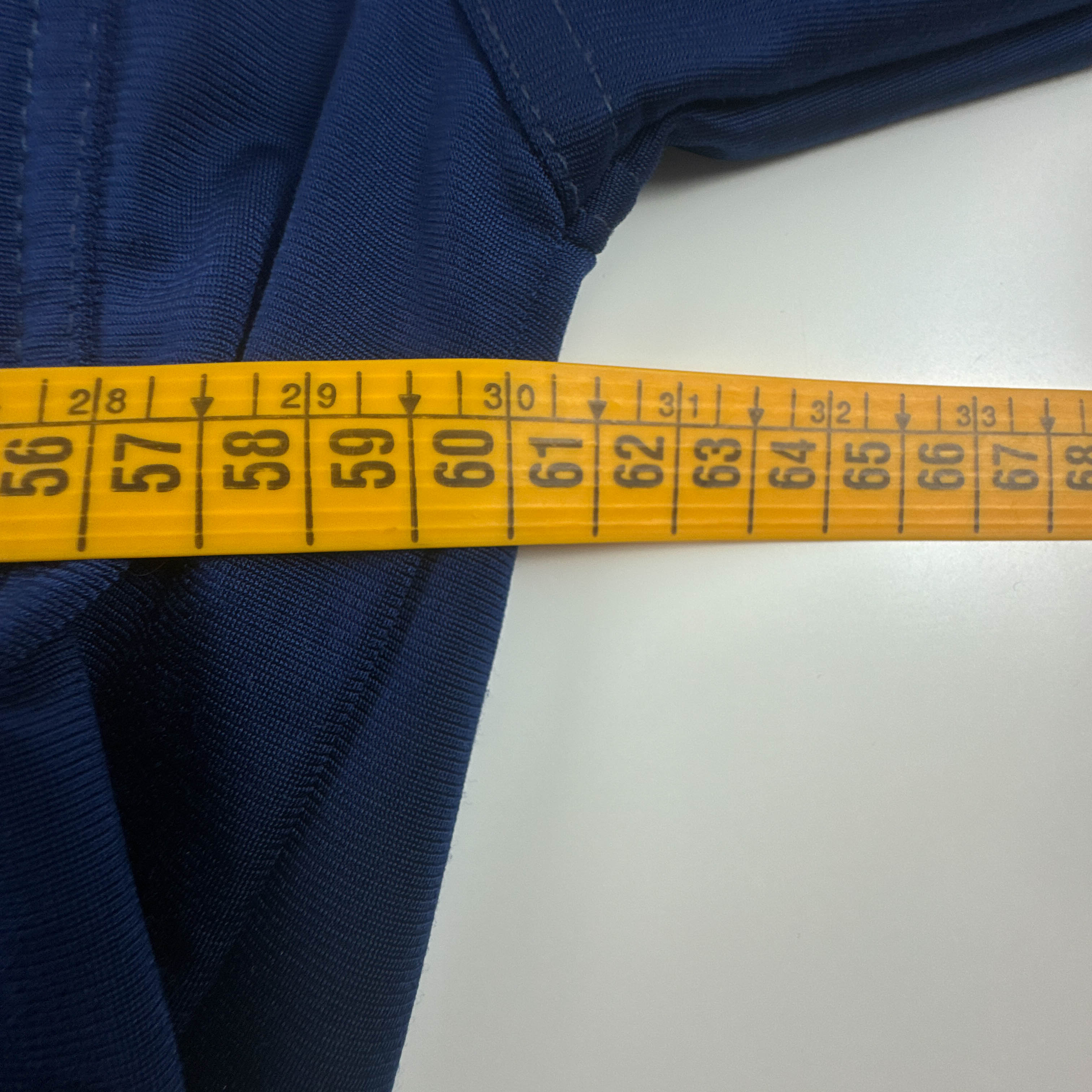 Felpa Nike Vintage blu scura con zip intera e logo ricamato anni 90 - Taglia L uomo