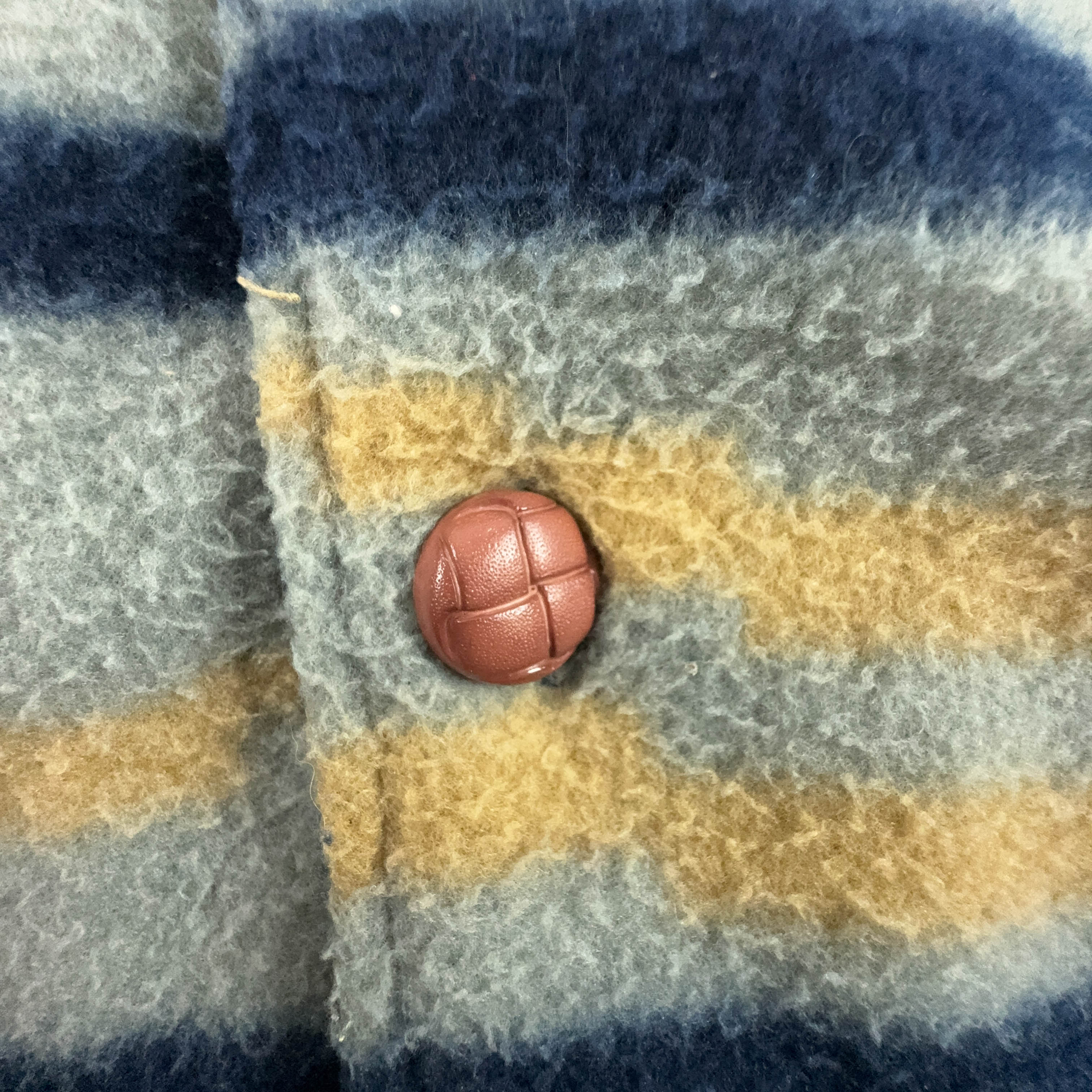 Vintage Blue and Beige Pile with 80's Buttons - Size XL/XXL Men