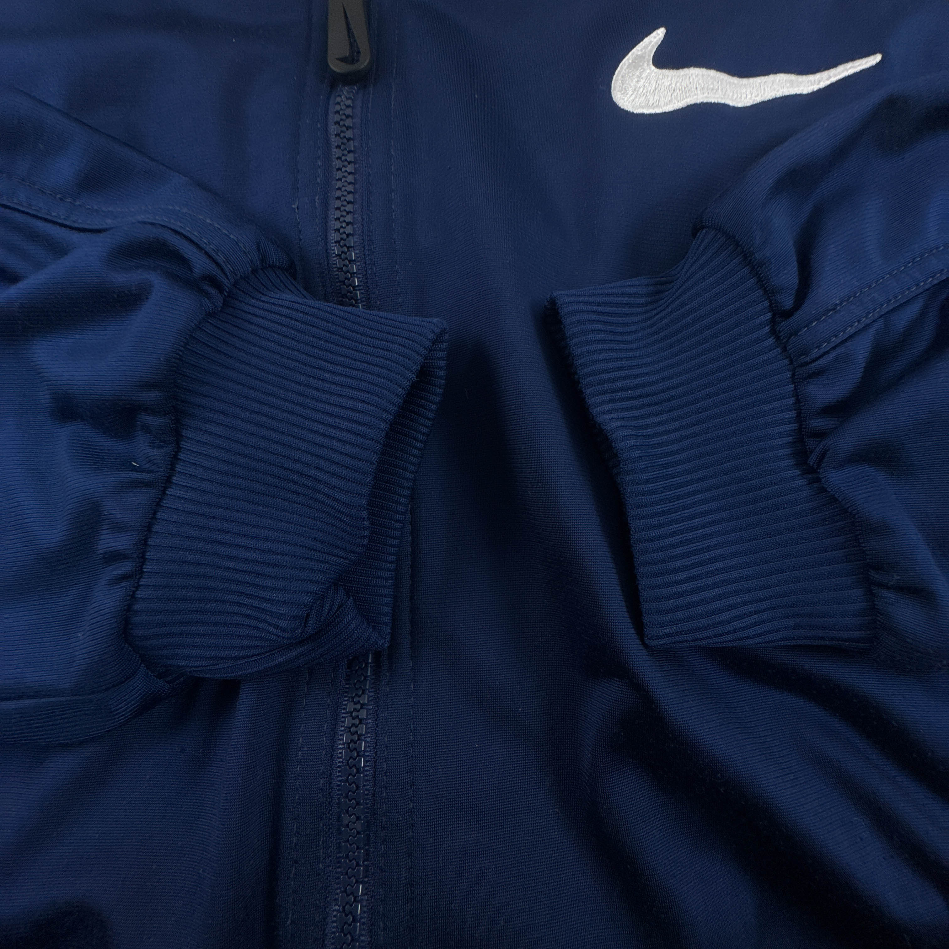 Felpa Nike Vintage blu scura con zip intera e logo ricamato anni 90 - Taglia L uomo