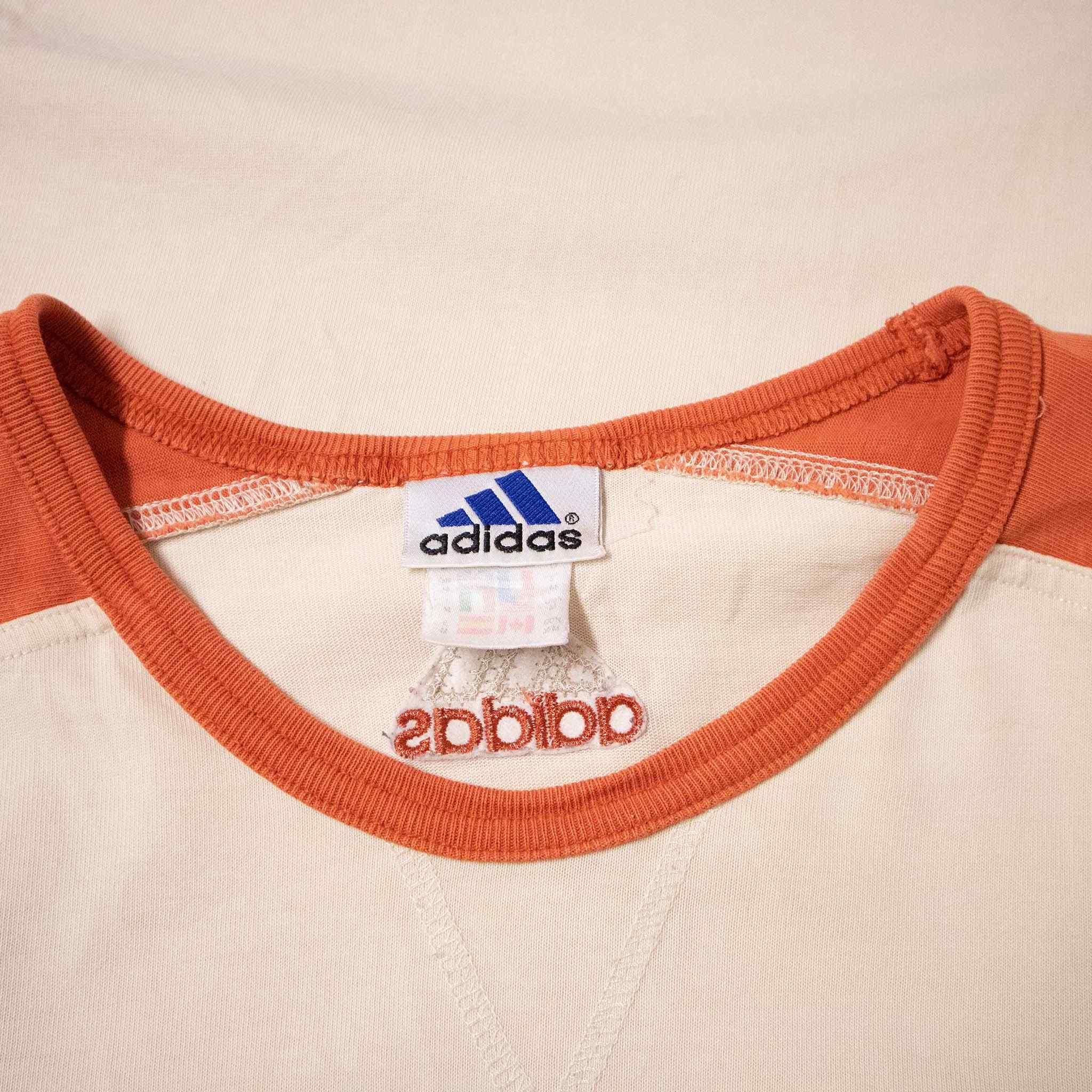 Adidas Vintage T shirt - Size M