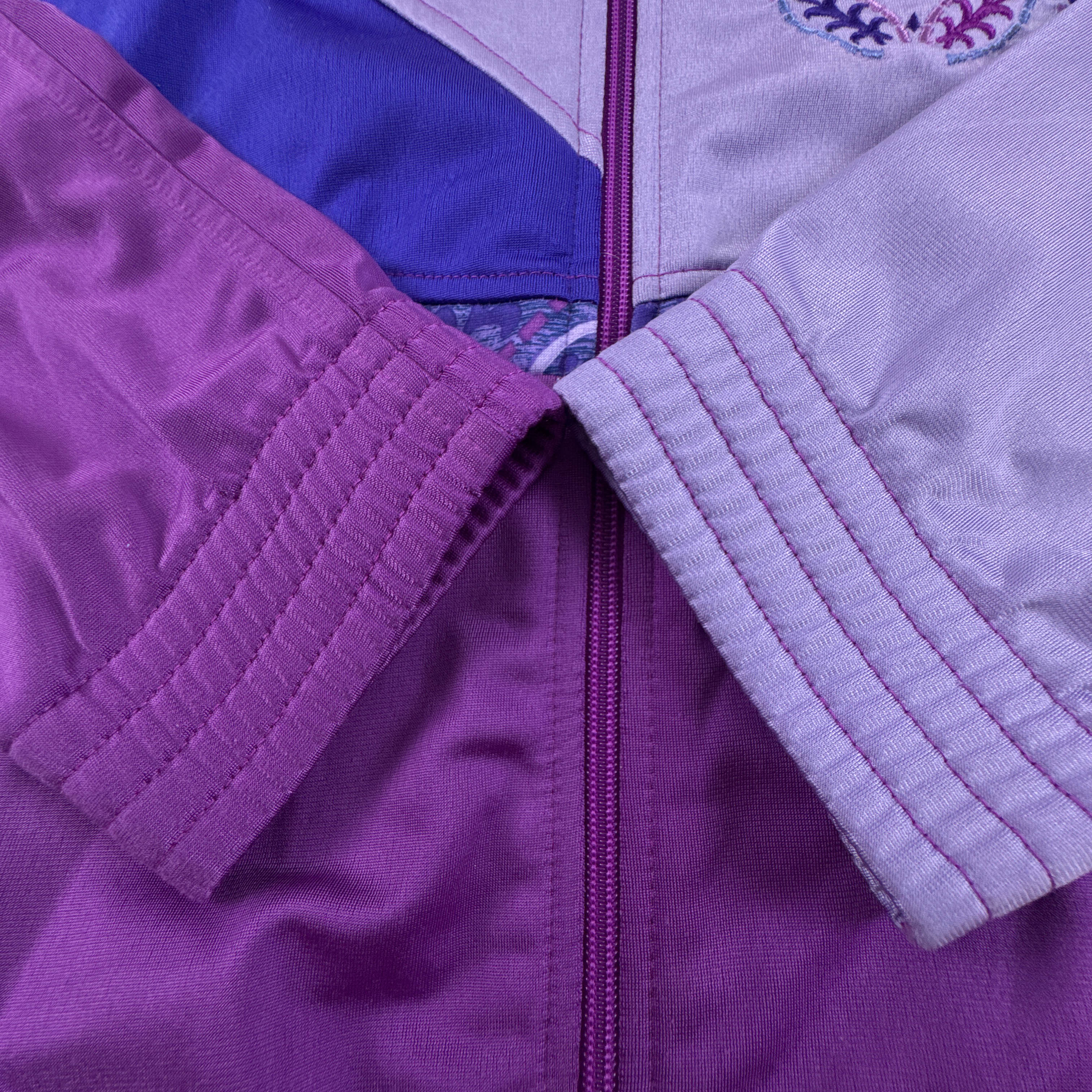 Felpa Lotto Vintage viola lillà con zip e ricami frontali anni 80 90 - Taglia M uomo