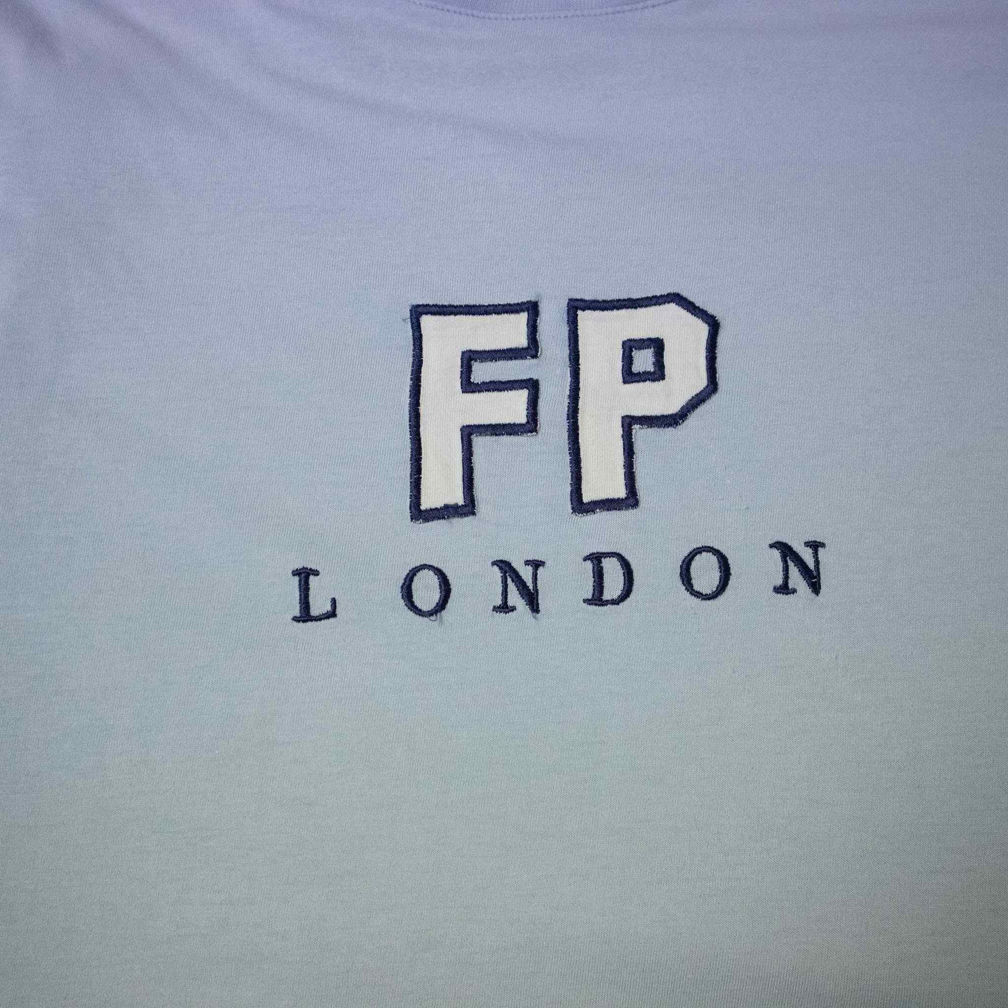 Fred Perry T shirt - Size XXL