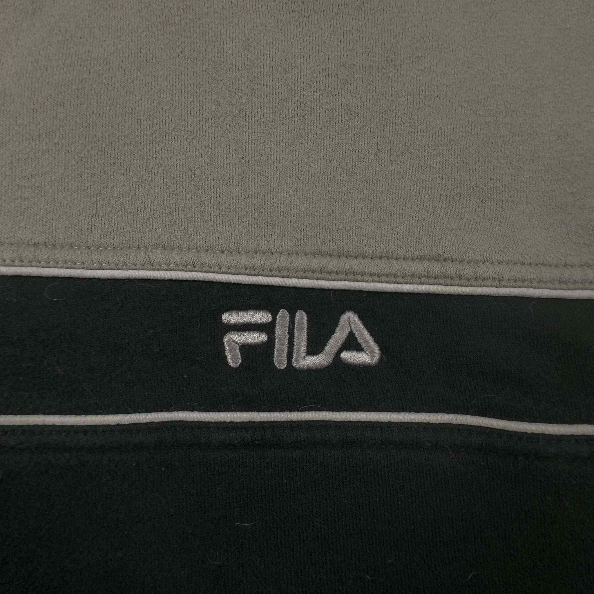 Fila Vintage Black and Grey Crewneck Sweatshirt - Size M/L Men