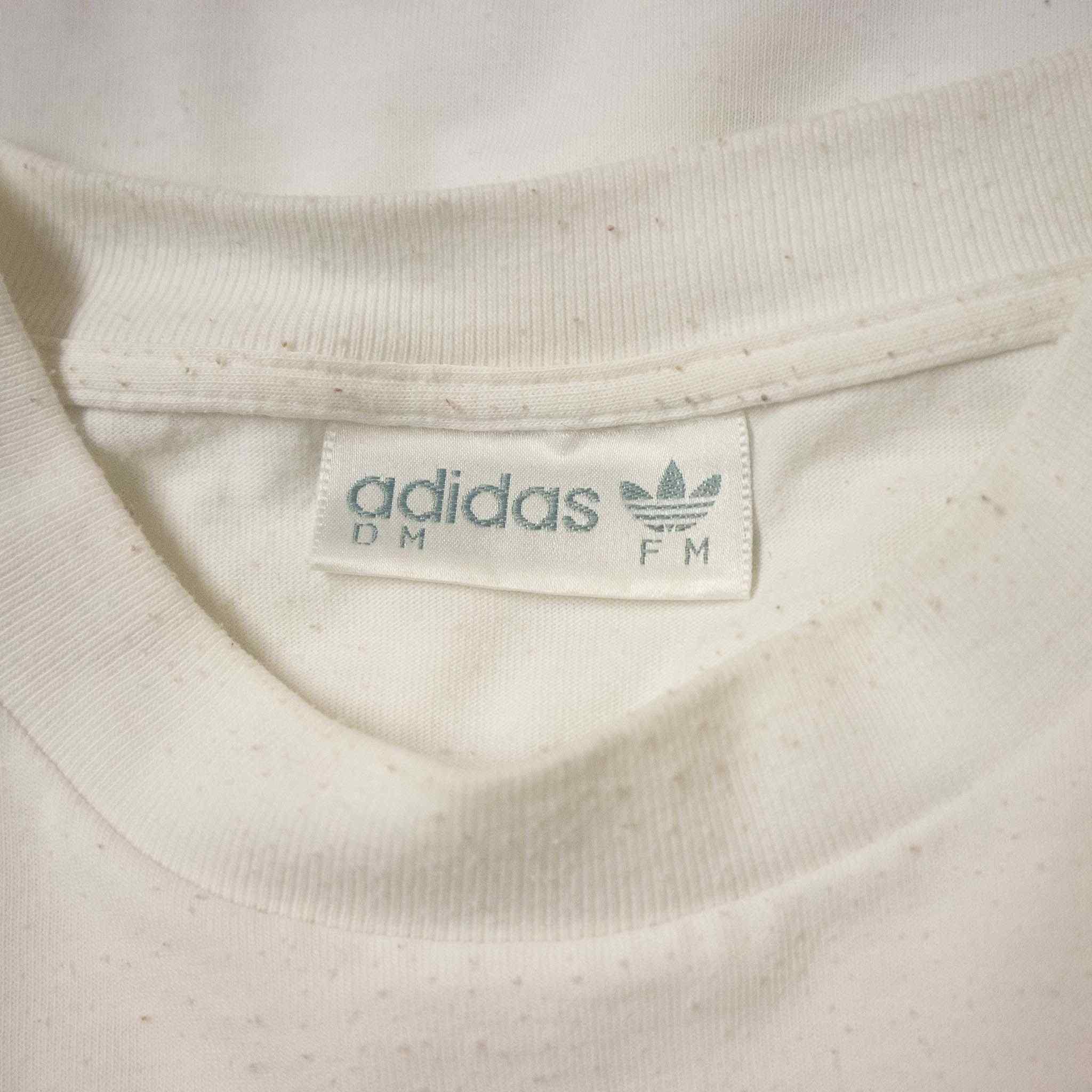 Adidas Vintage T-Shirt - Size M