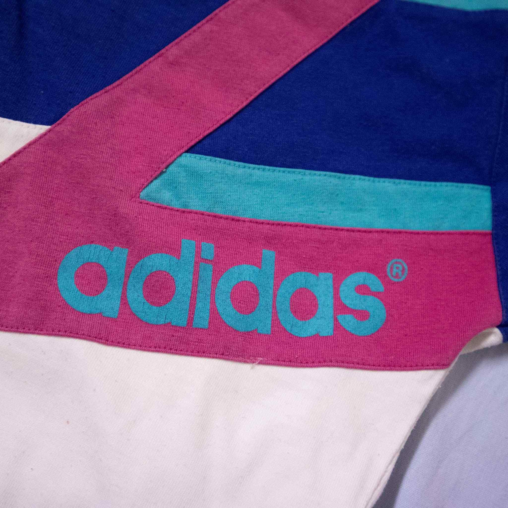 Adidas Vintage T-Shirt - Size M