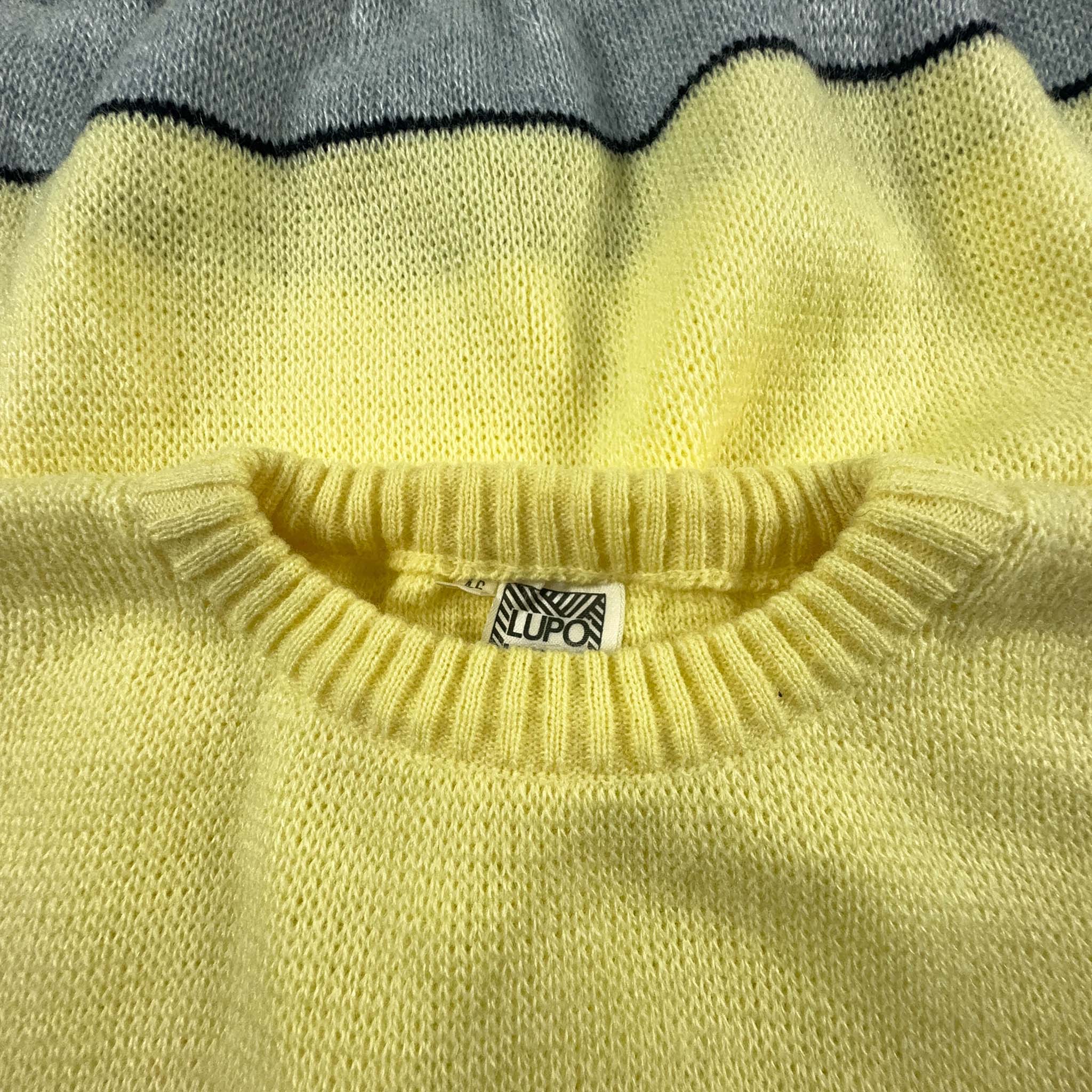 Yellow and Grey Vintage Sweater with Embroidery - Size M Men