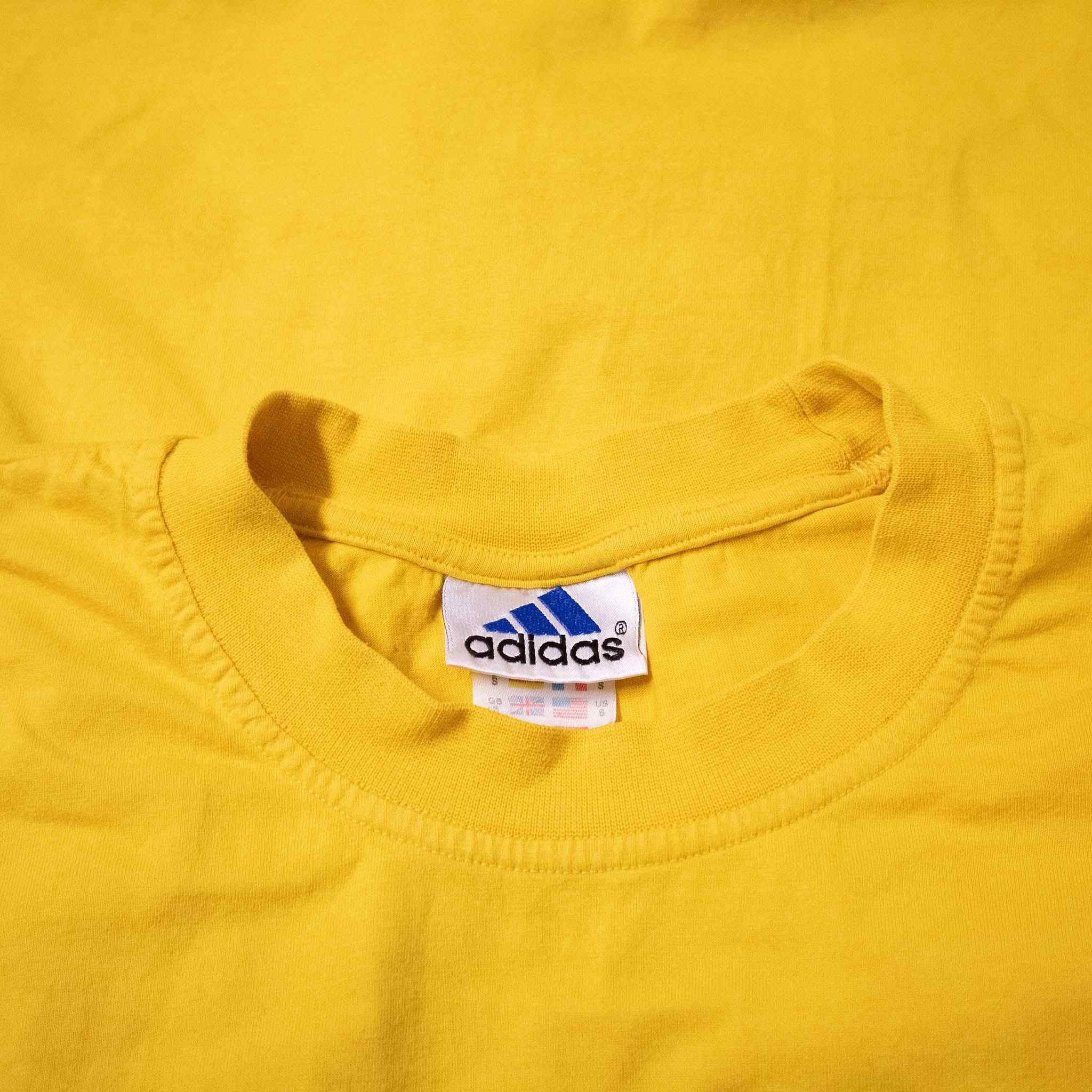 Adidas Vintage T-Shirt - Size S