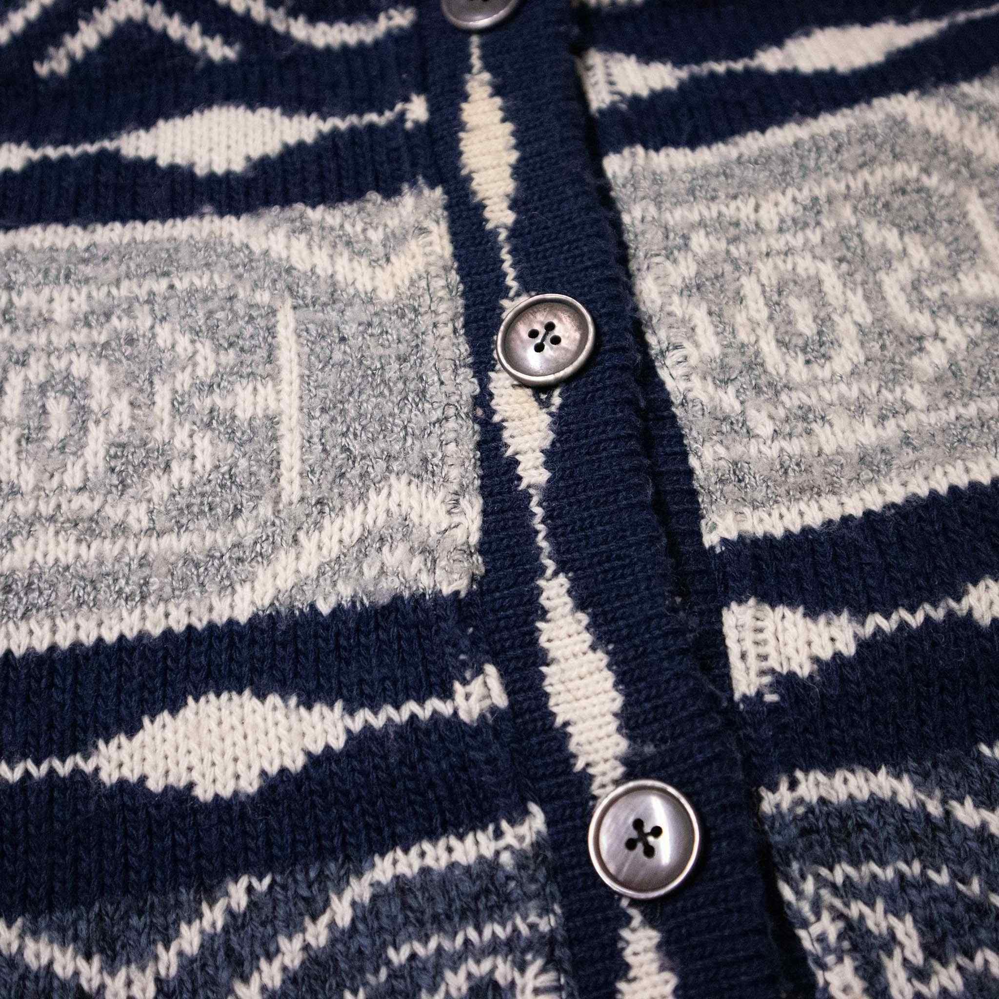 Vintage 50% wool cardigan - Size L