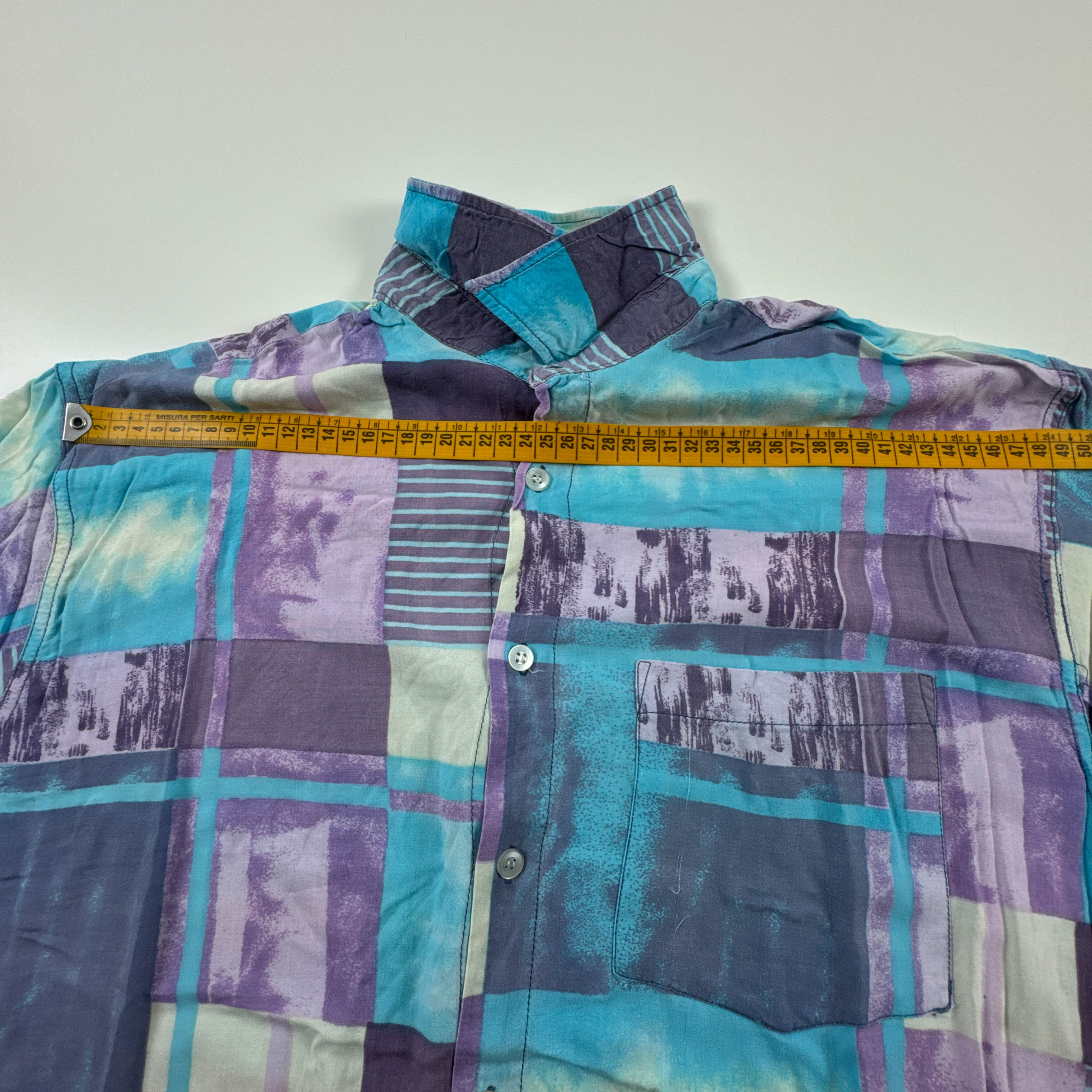 Camicia Vintage azzurra bianca e viola geometrica anni 80 90 - Taglia M/L uomo
