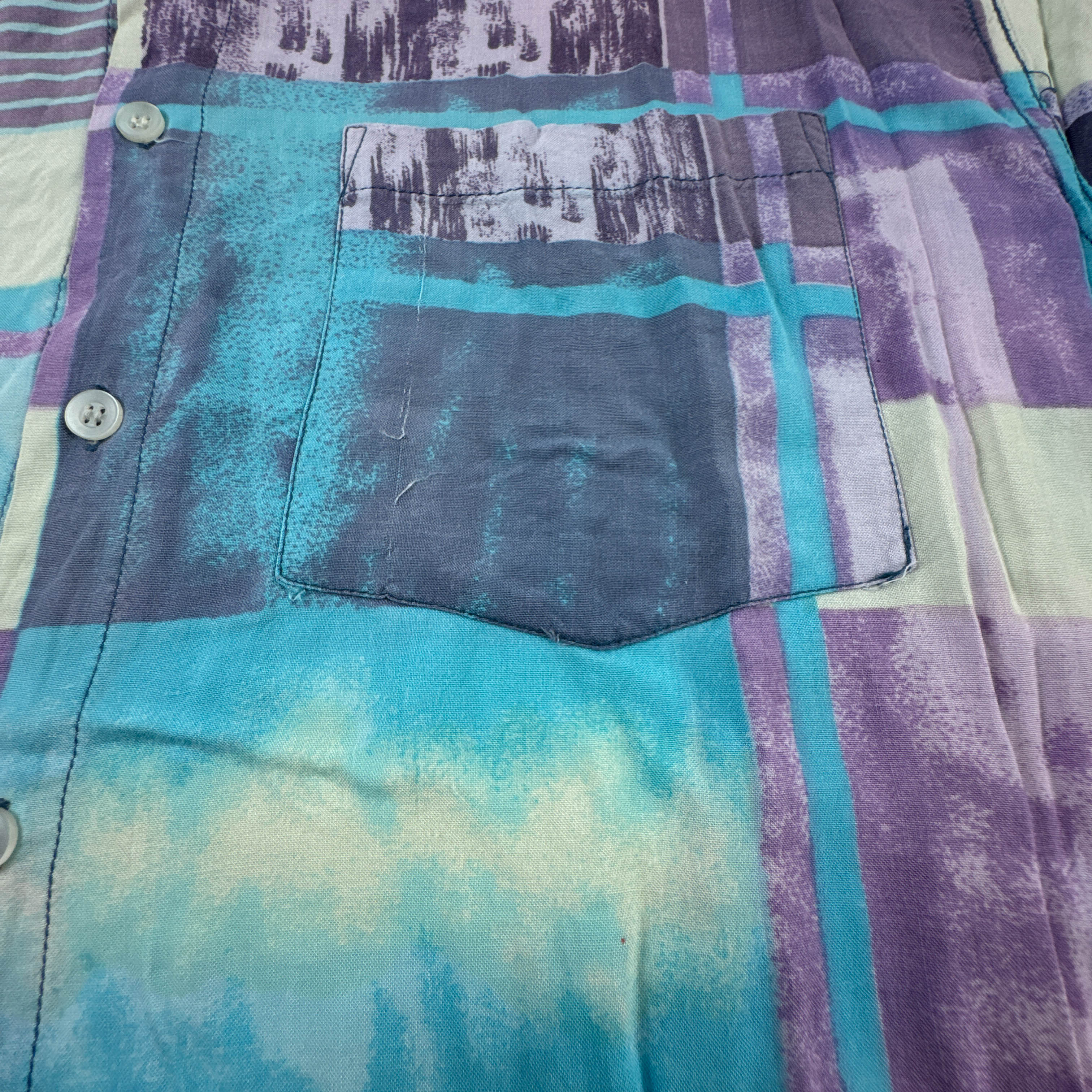 Camicia Vintage azzurra bianca e viola geometrica anni 80 90 - Taglia M/L uomo