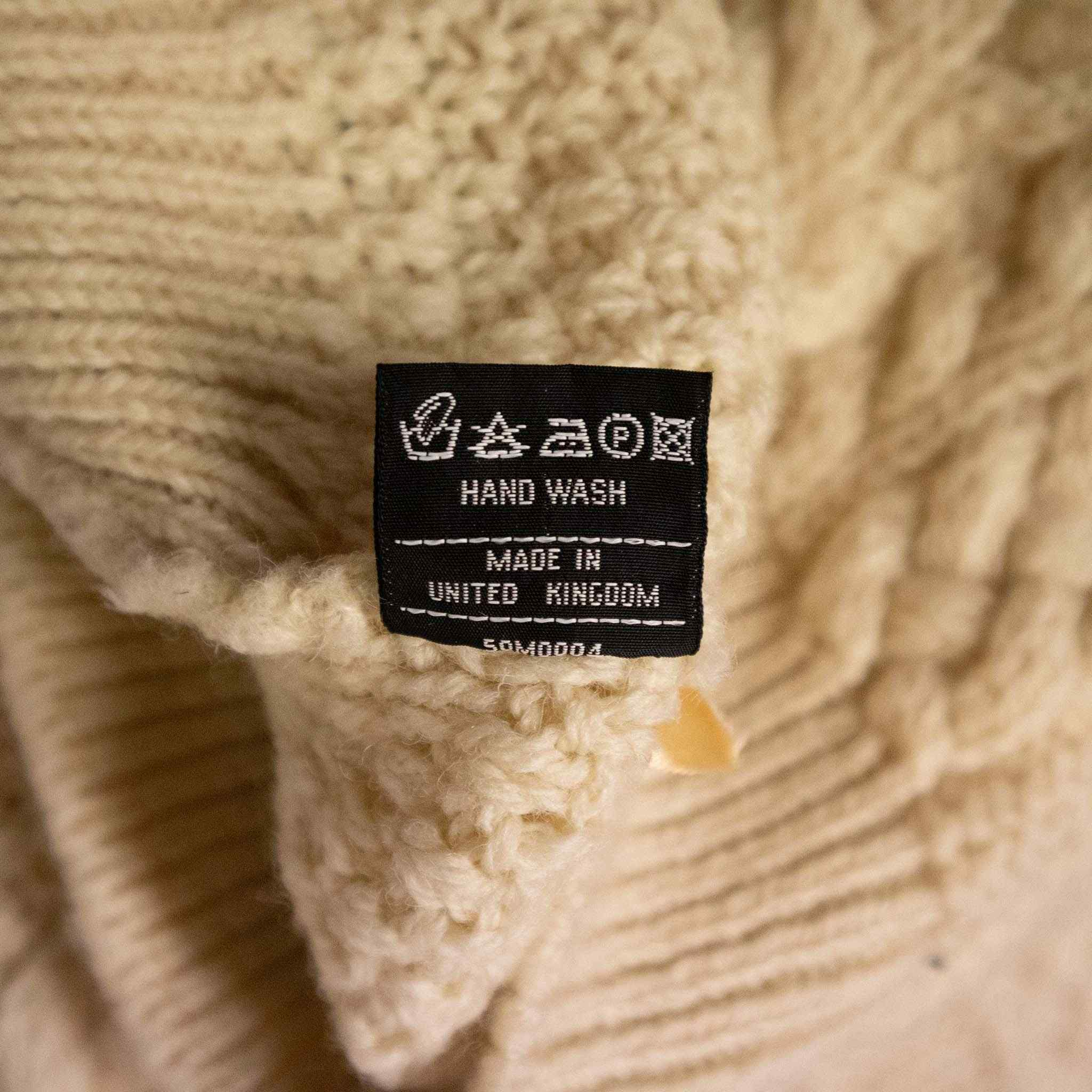 Vintage 100% wool sweater - Size L