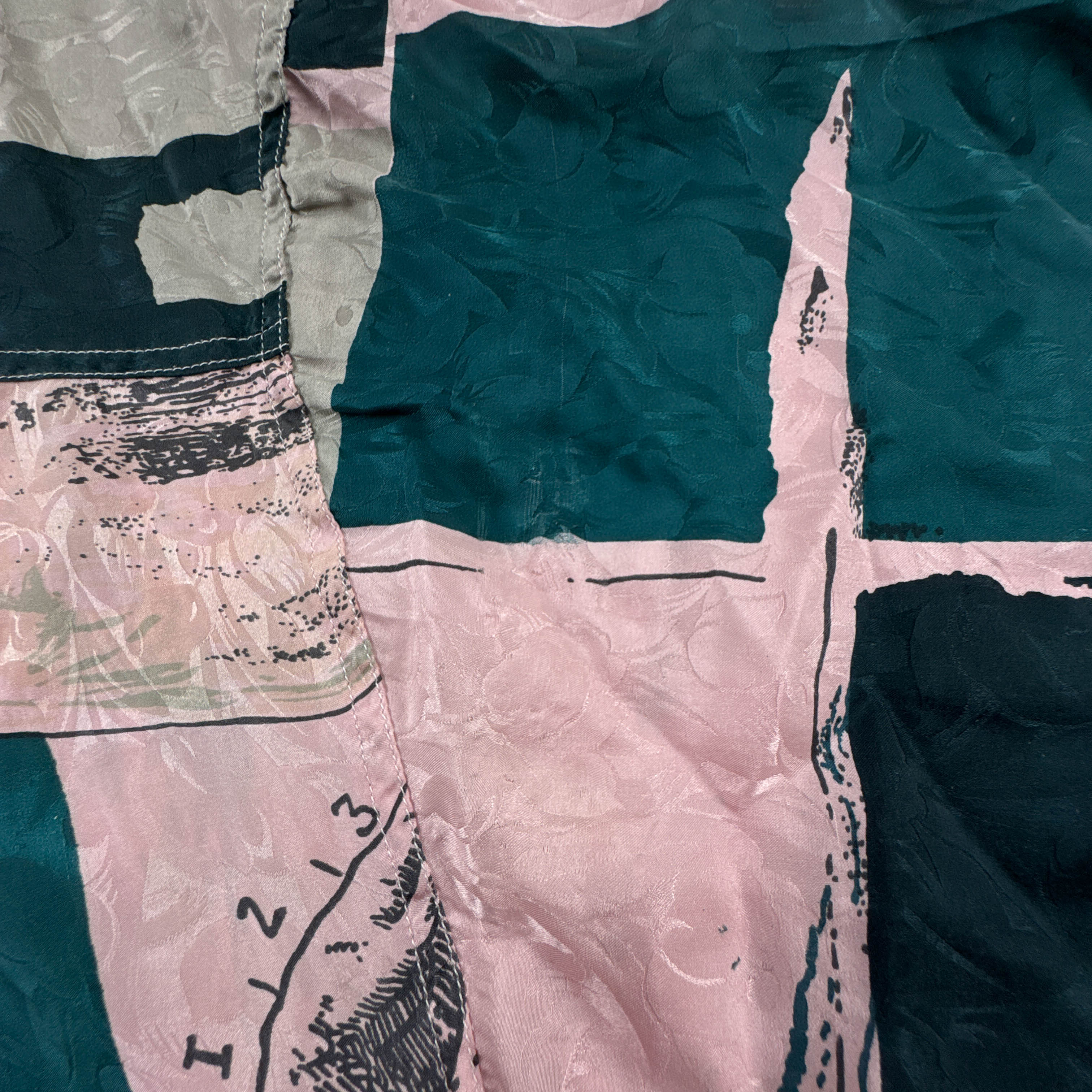 Camicia Vintage rosa fantasia verde e nera astratta 100% seta anni 80 90 - Taglia L uomo