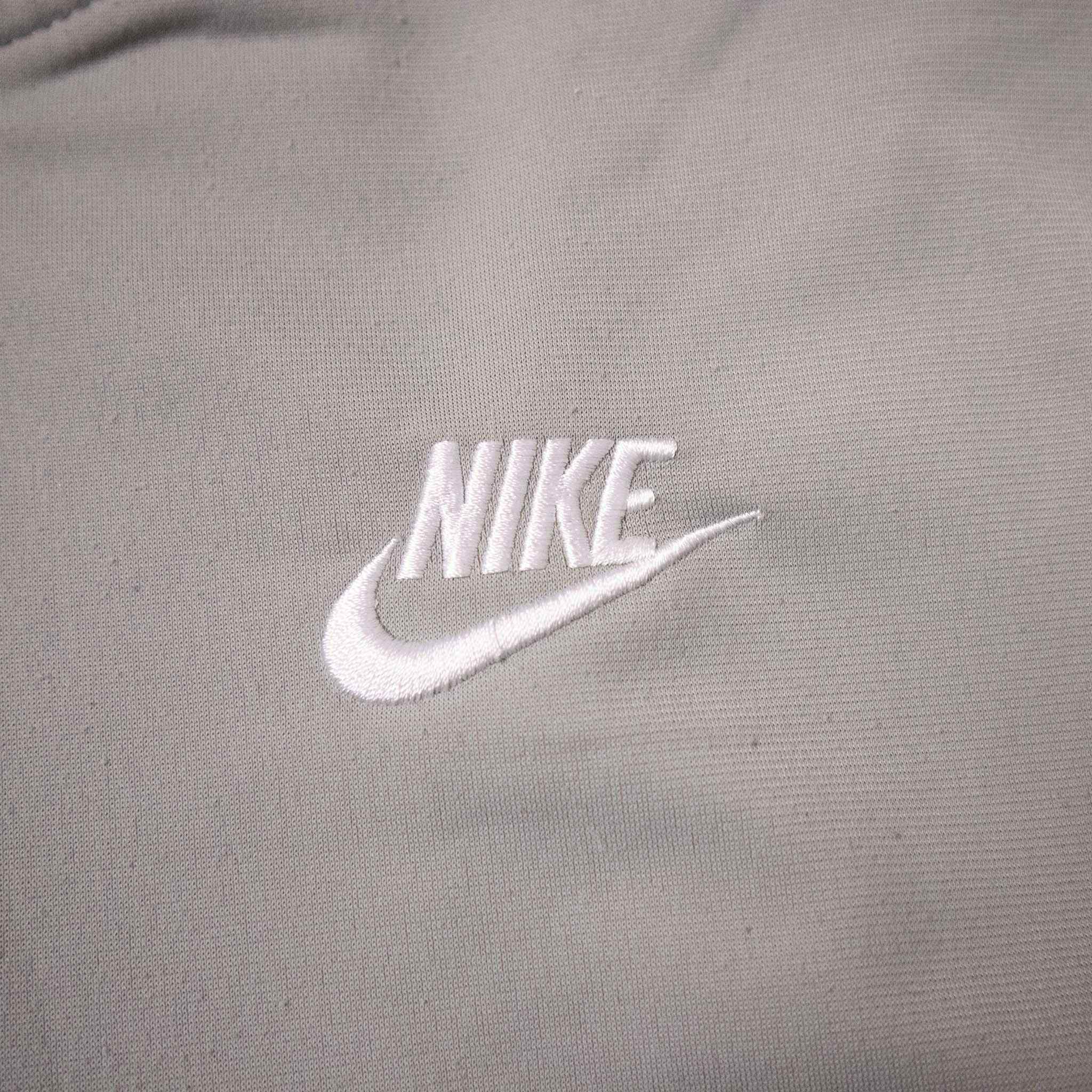 Nike Vintage Sweatshirt - Size L