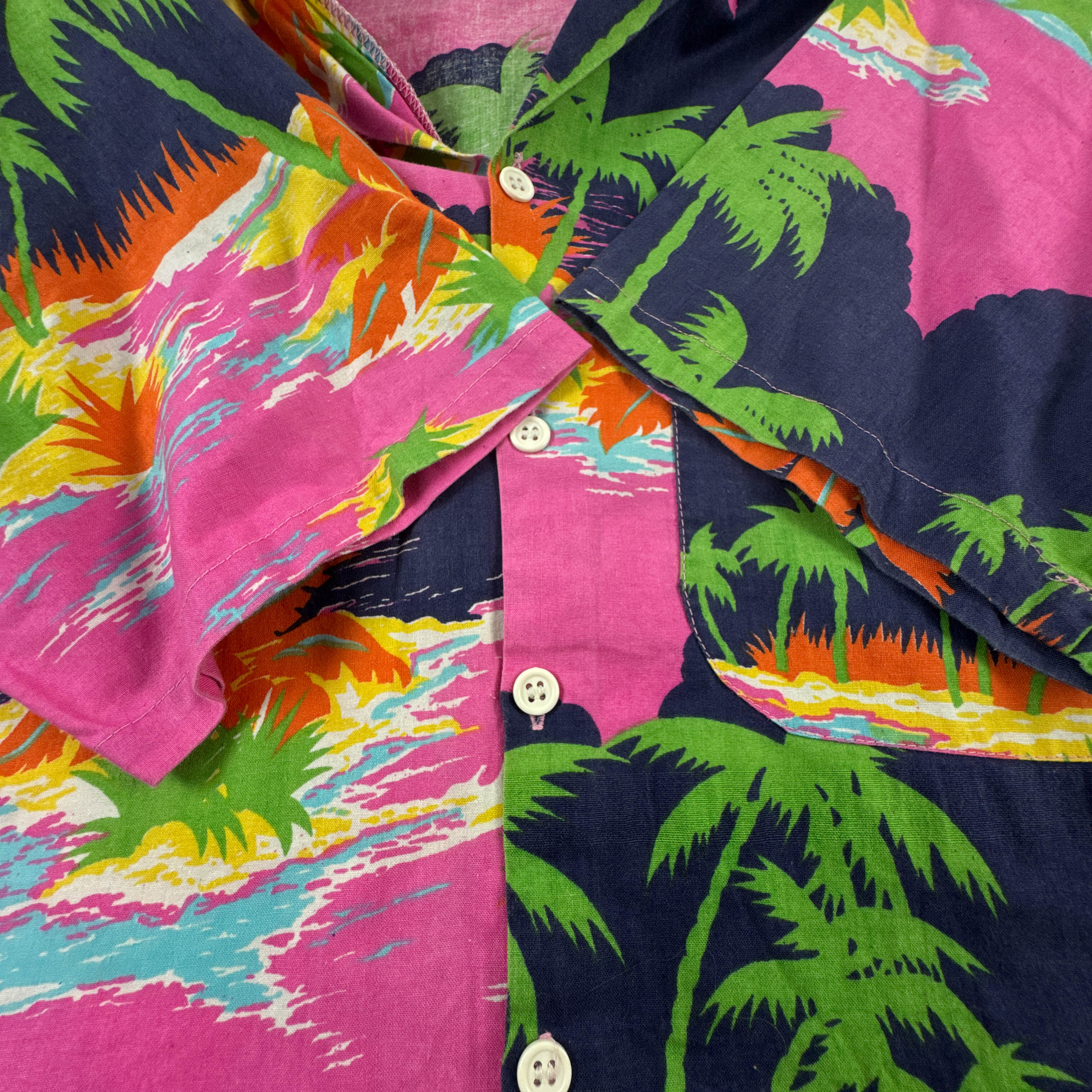 Camicia Vintage rosa e blu con fantasia hawaii multicolore anni 80 90 - Taglia S uomo
