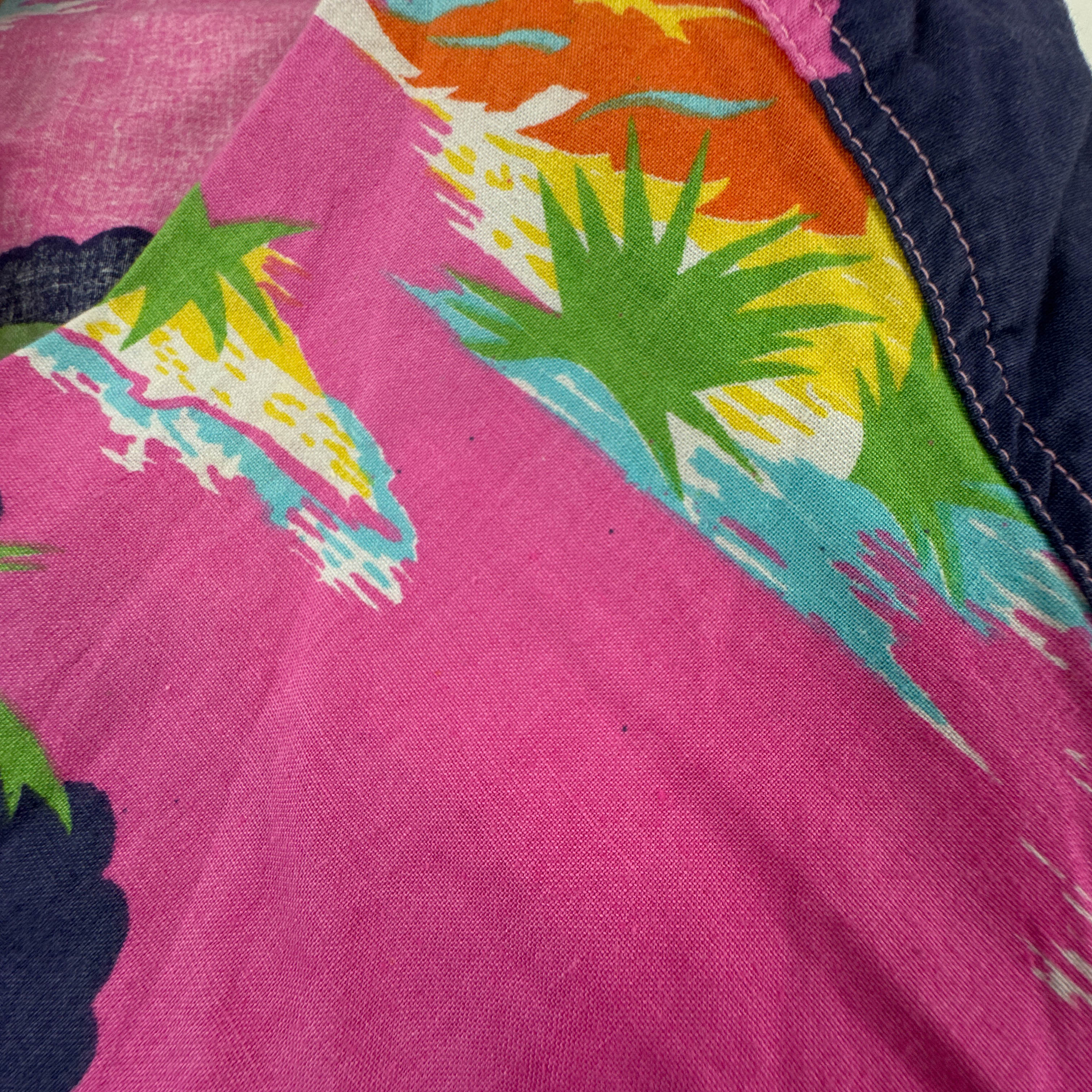 Camicia Vintage rosa e blu con fantasia hawaii multicolore anni 80 90 - Taglia S uomo