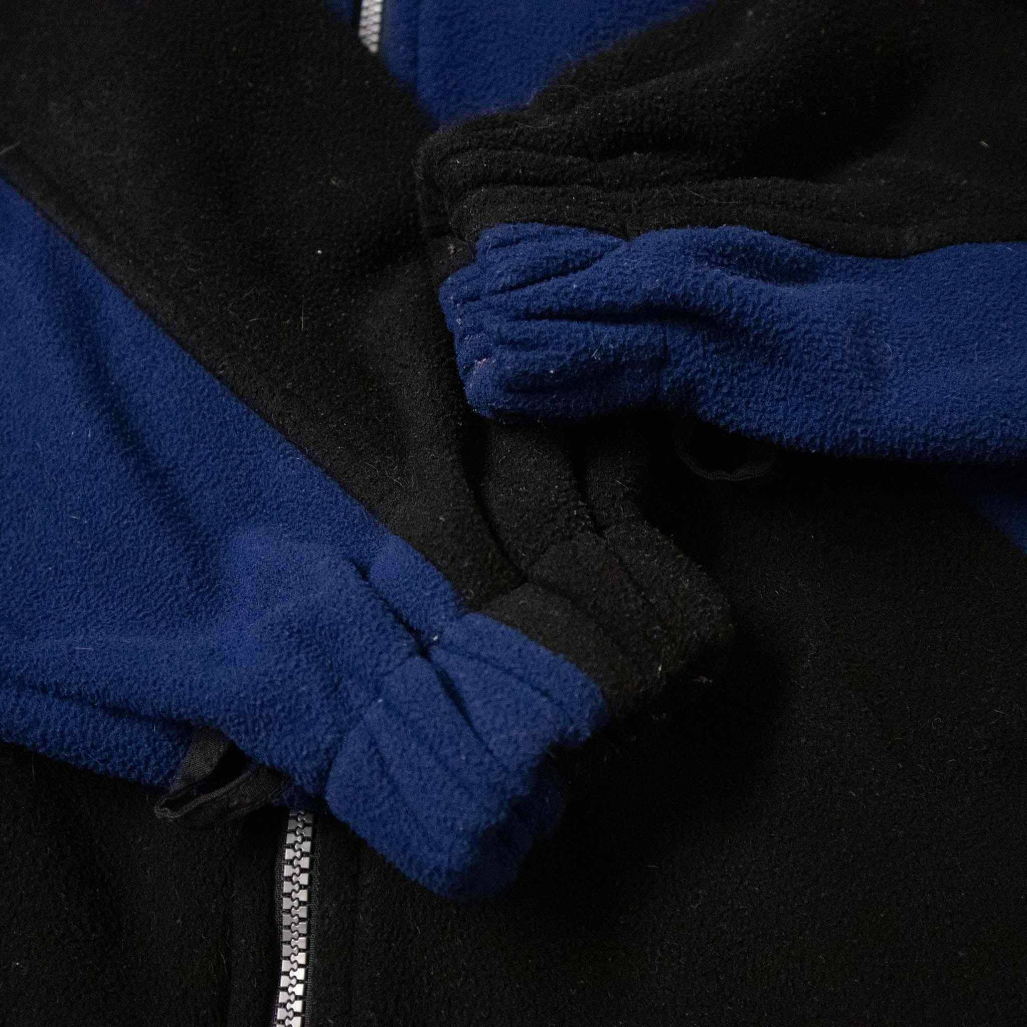 Vintage Fleece - Size L