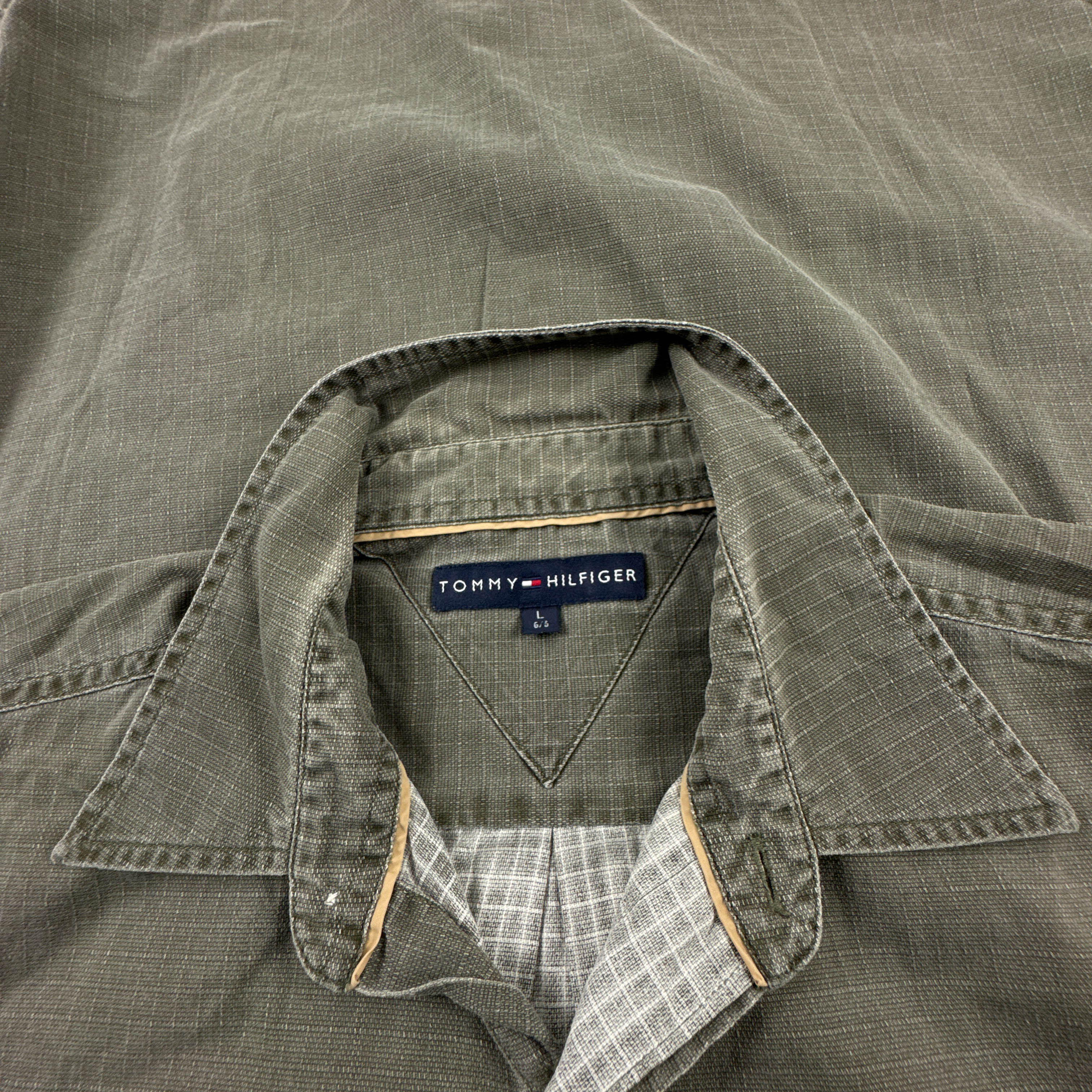 Camicia Tommy Hilfiger verde militare a tinta unita in cotone - Taglia M/L uomo