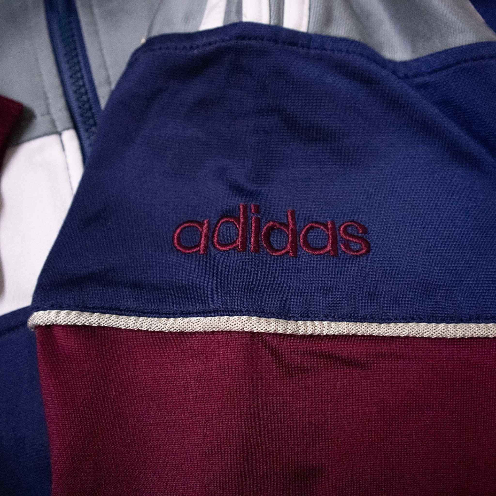 Adidas Vintage Sweatshirt - Size S/M