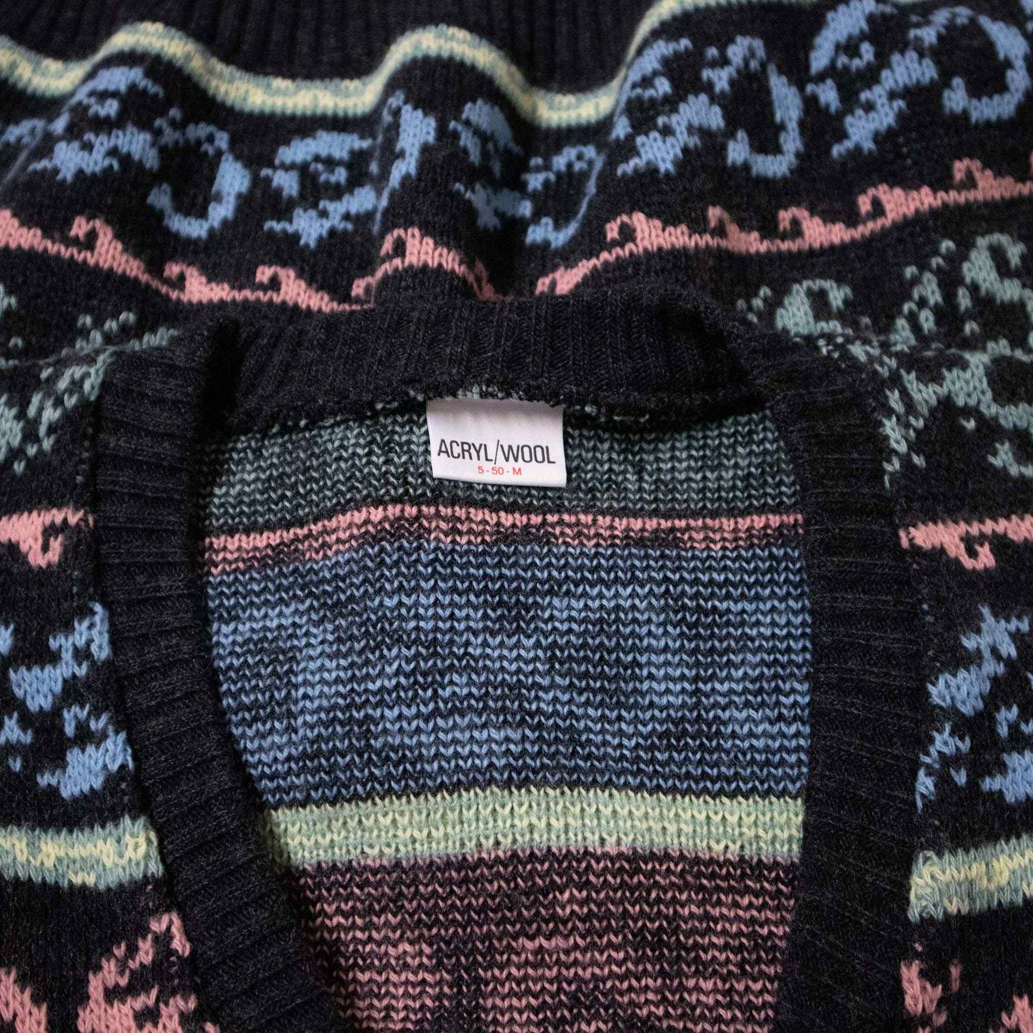 Vintage Sweater - Size M