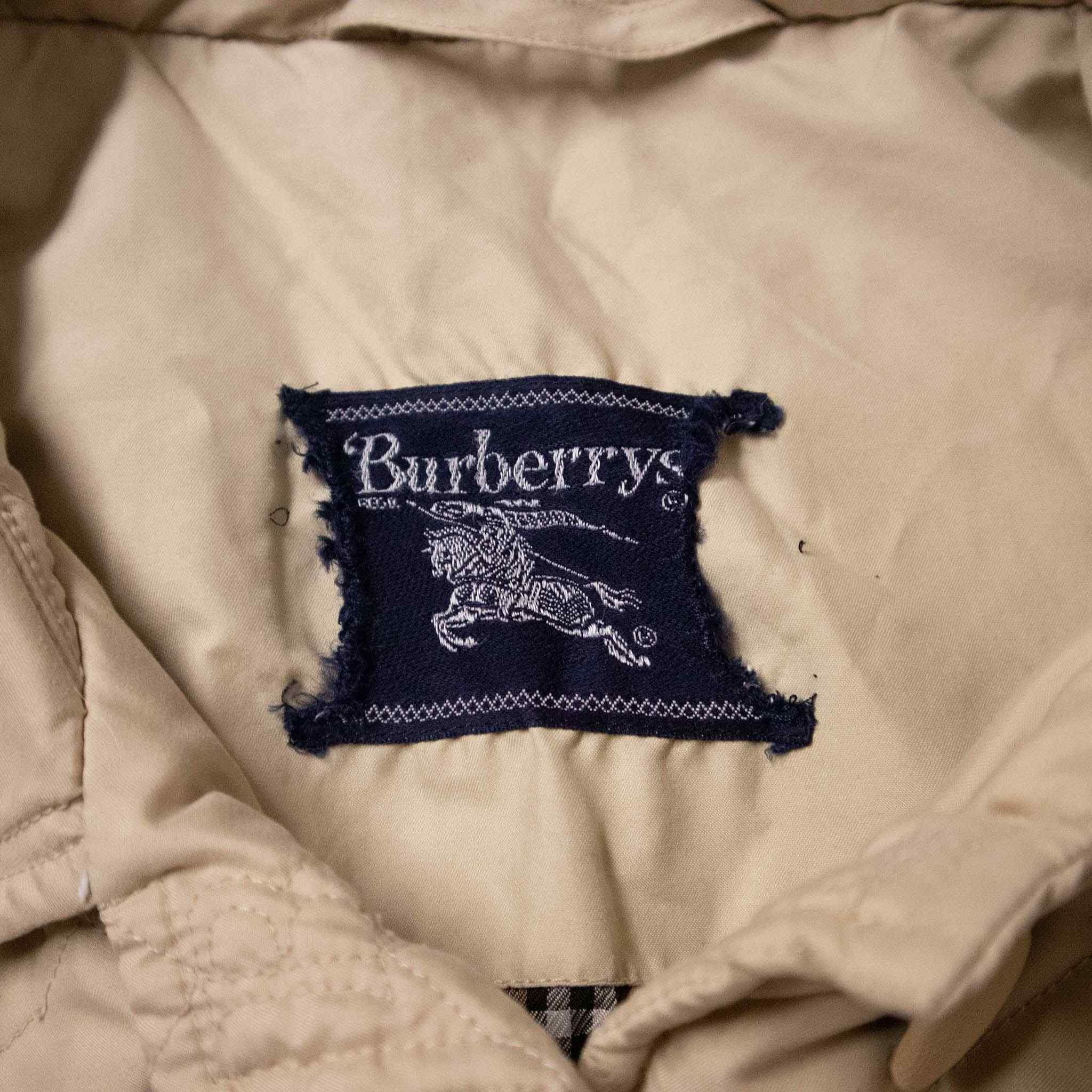 Burberry jacket - Size L