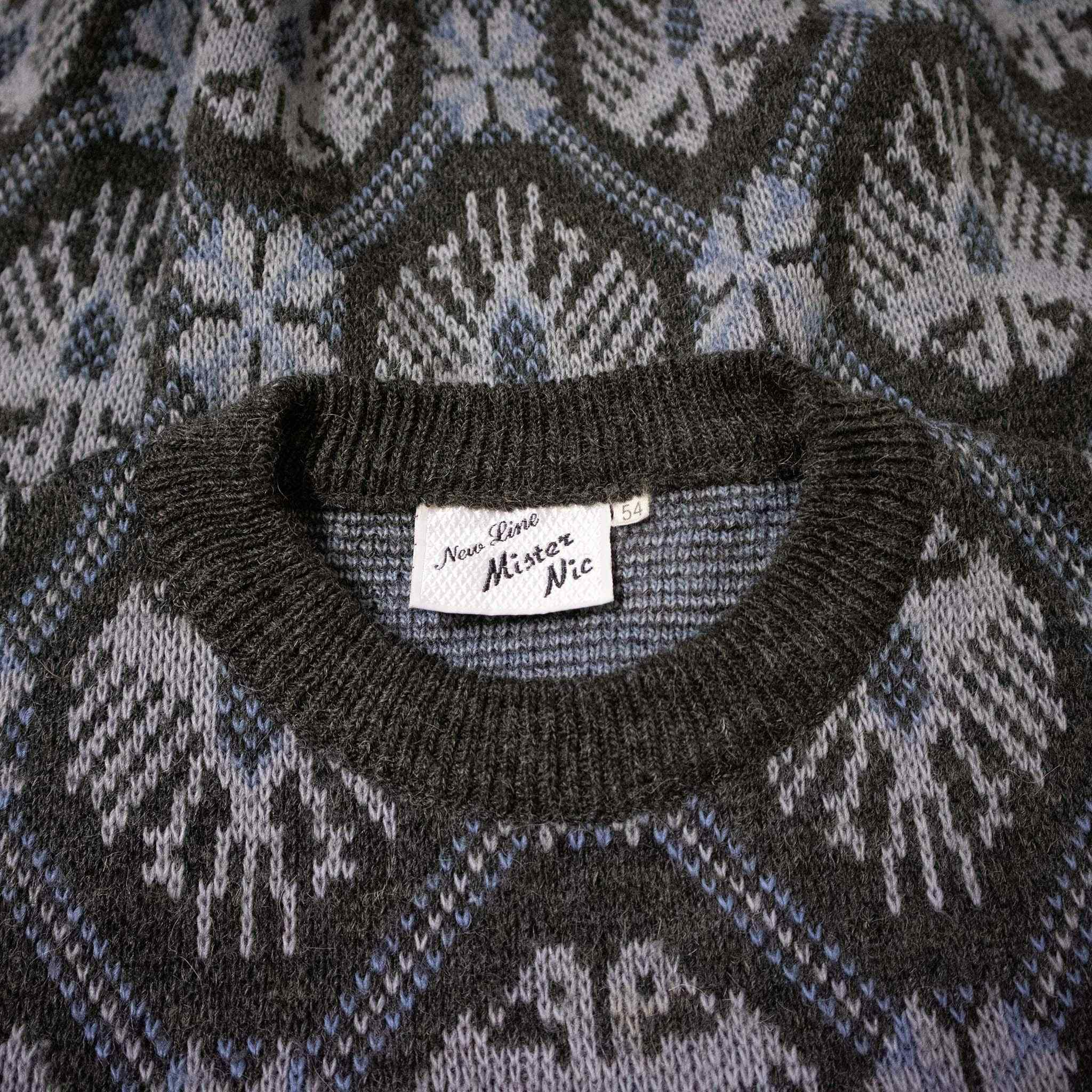 Vintage sweater 50% wool - Size L